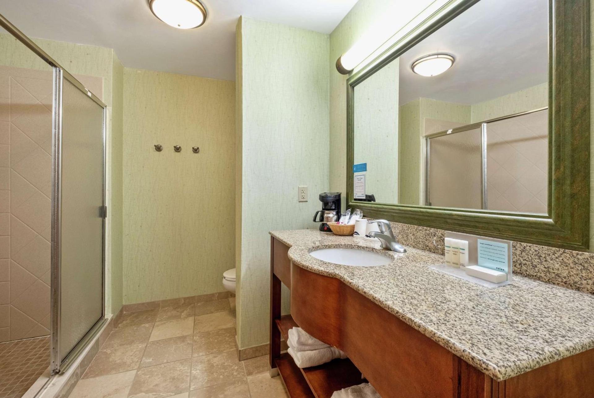 Hampton Inn & Suites Rockland photo 8