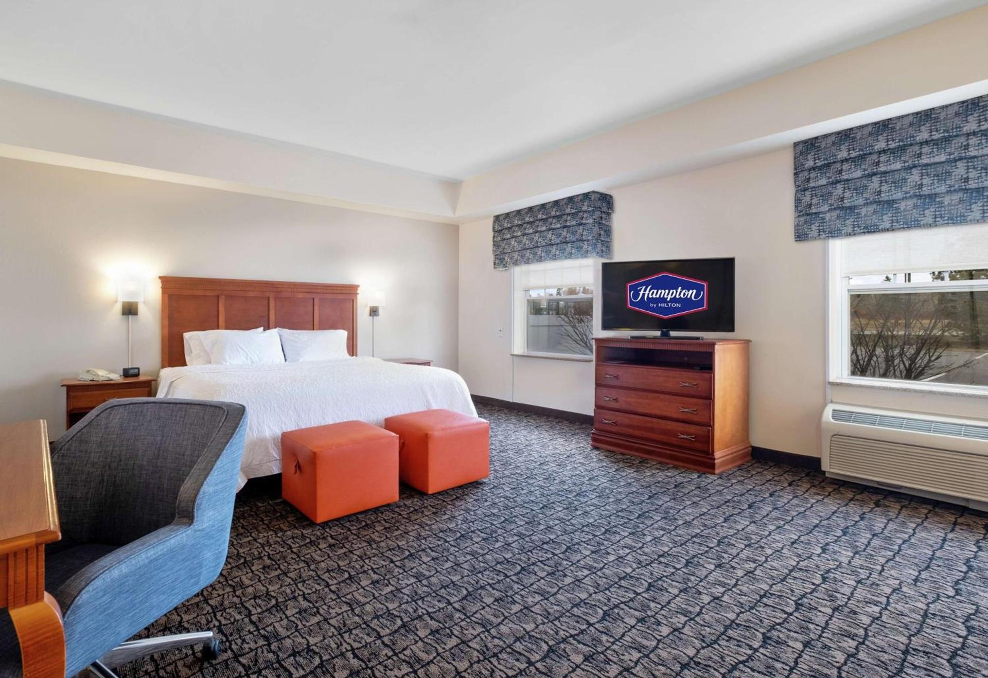 Hampton Inn & Suites Rockland photo 30