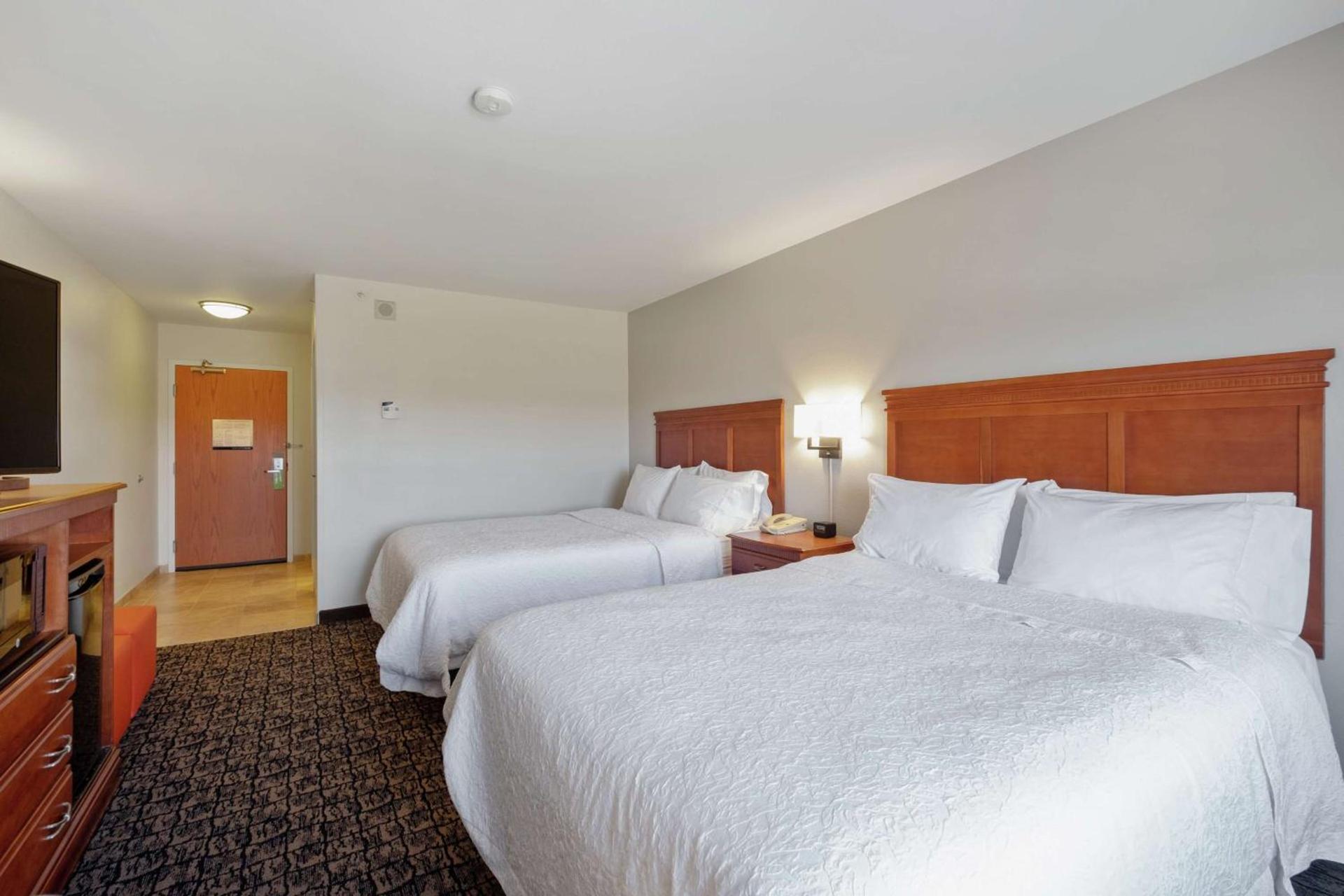 Hampton Inn & Suites Rockland photo 44