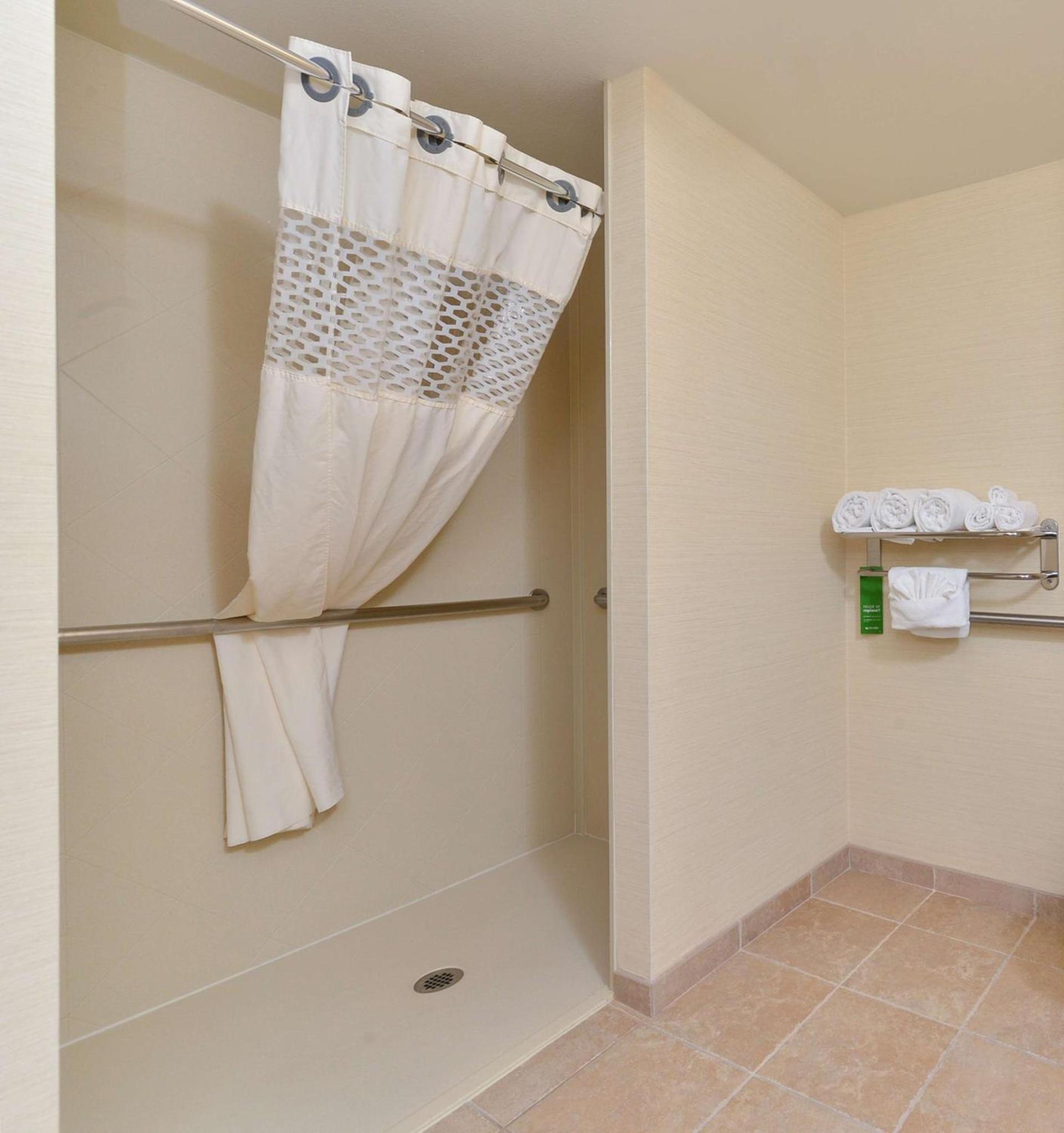 Hampton Inn Rock Springs photo 50