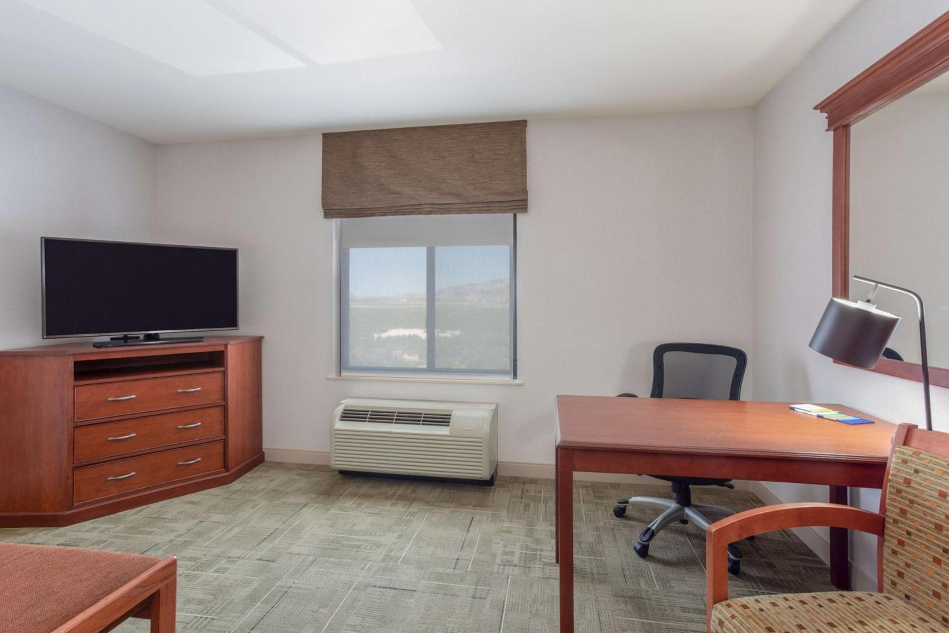 Hampton Inn Rock Springs photo 59