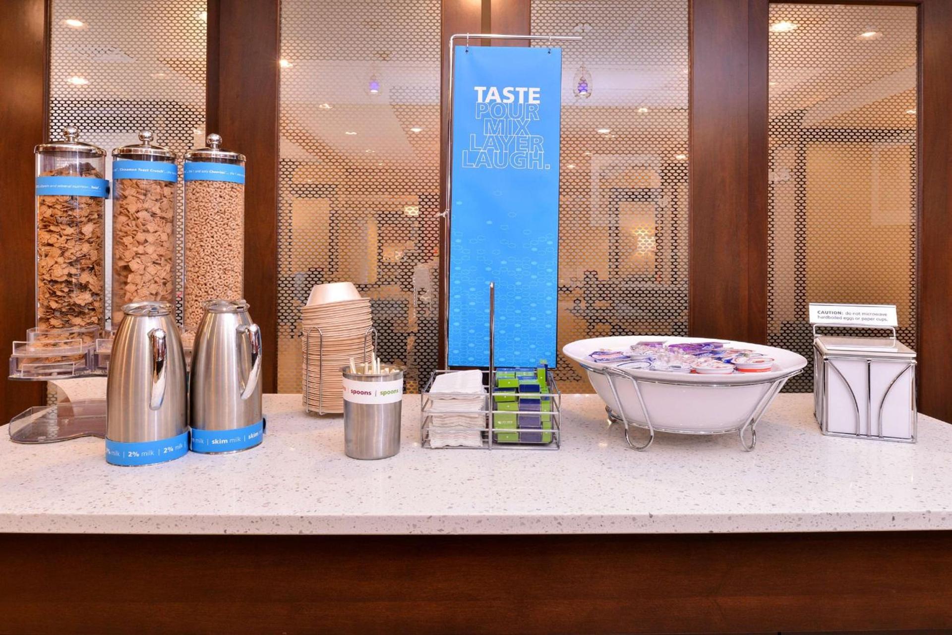 Hampton Inn Rome photo 38