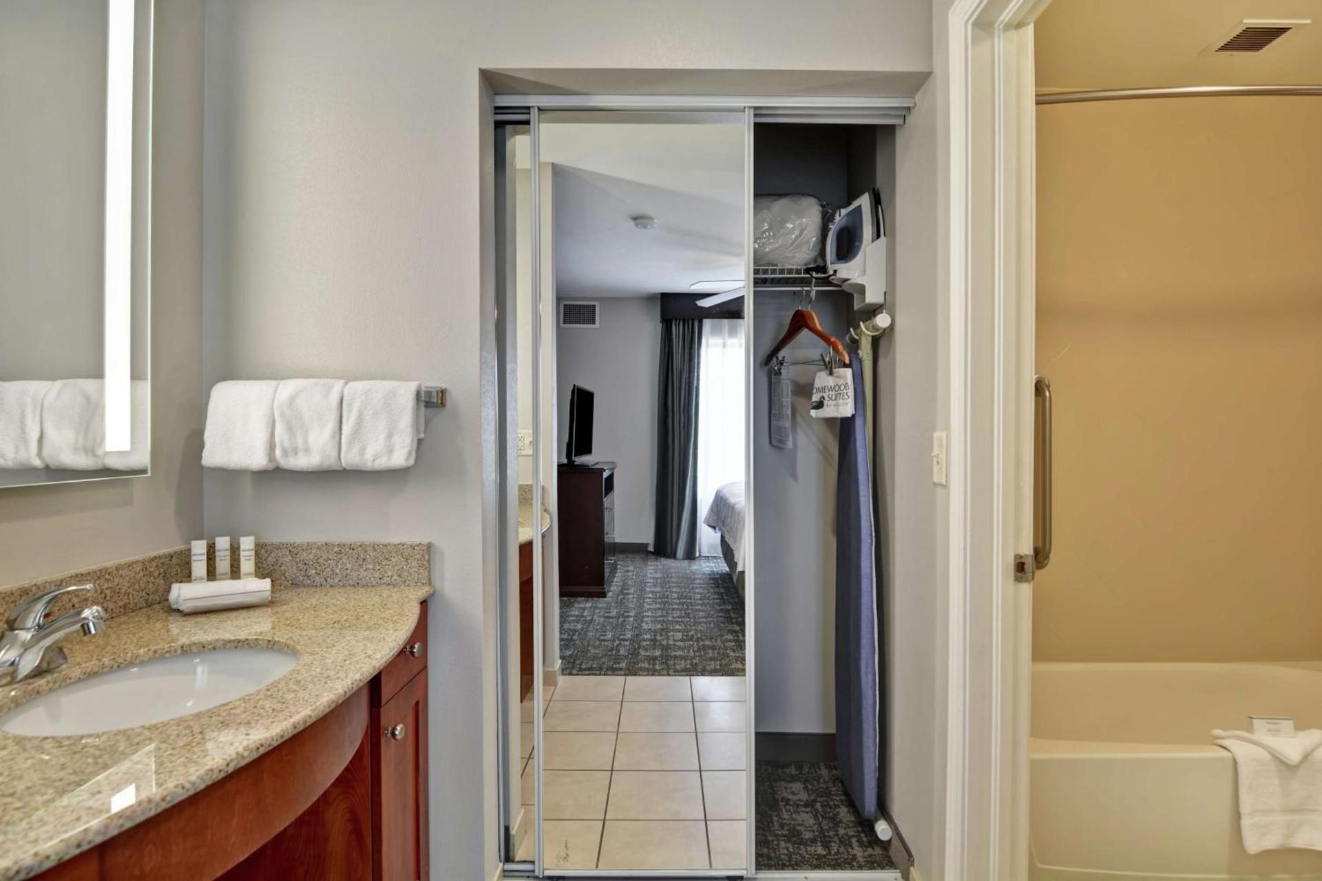 TownePlace Suites by Marriott Reno photo 36