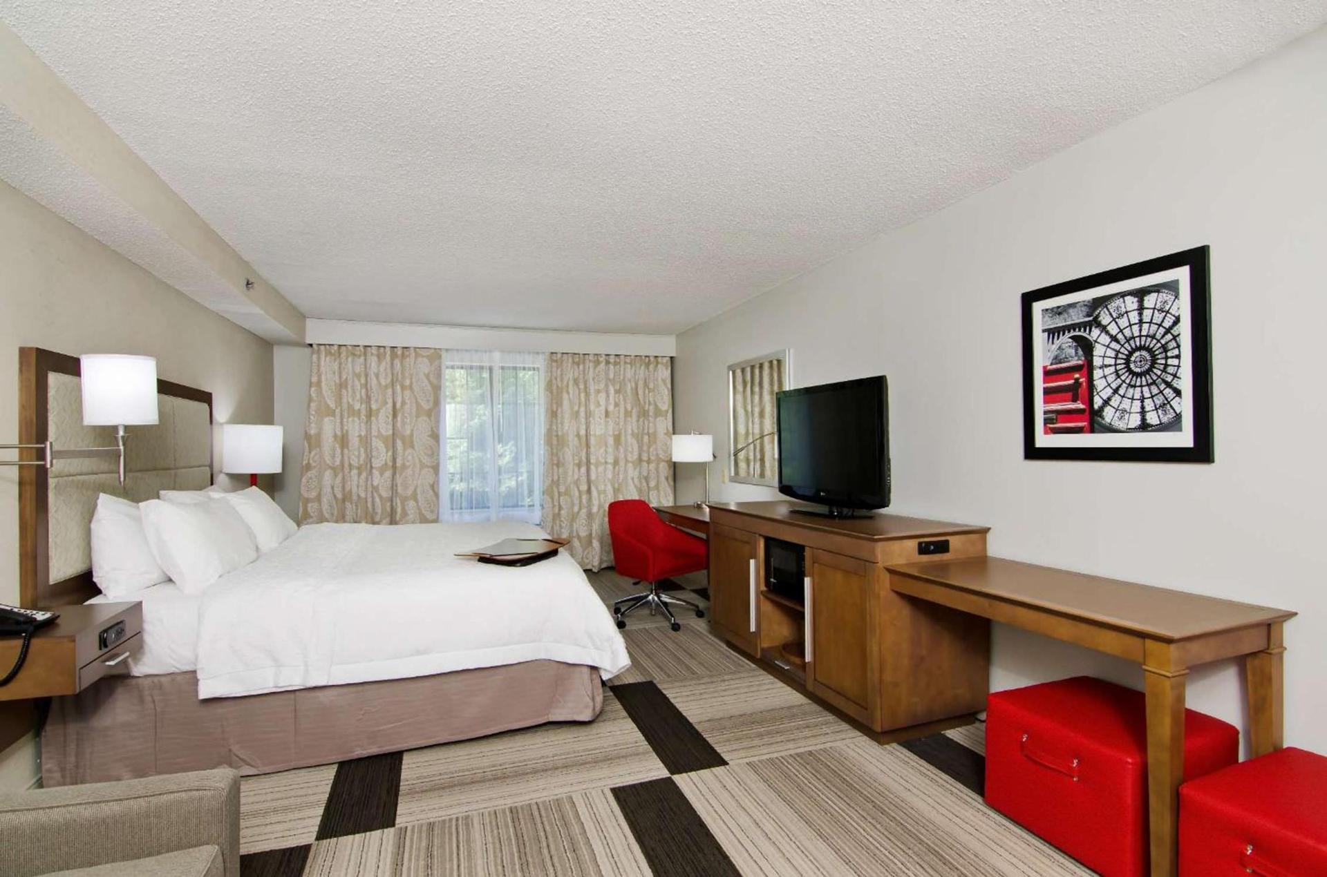 Hampton Inn Salem photo 40