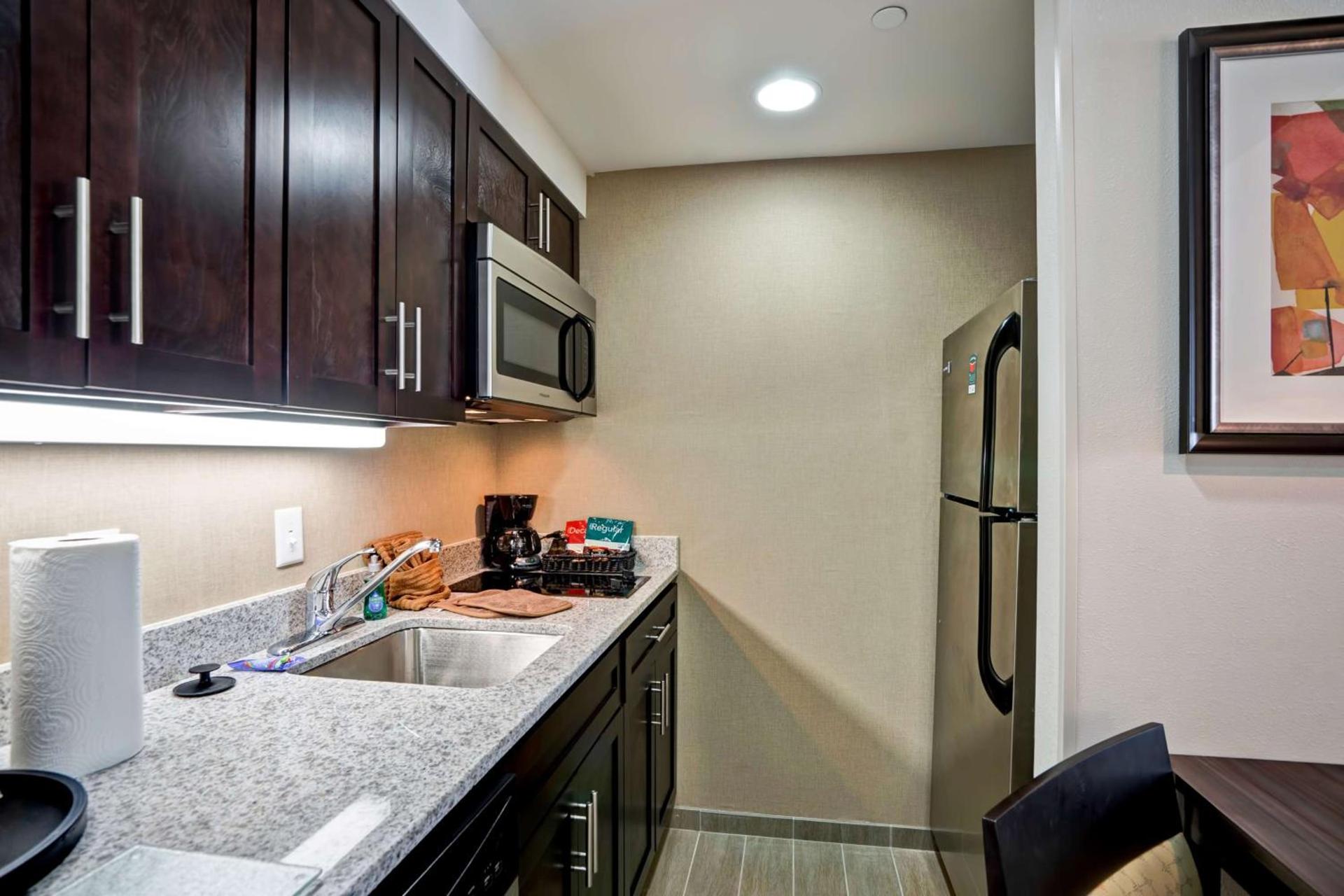 Homewood Suites by Hilton Christiansburg photo 35