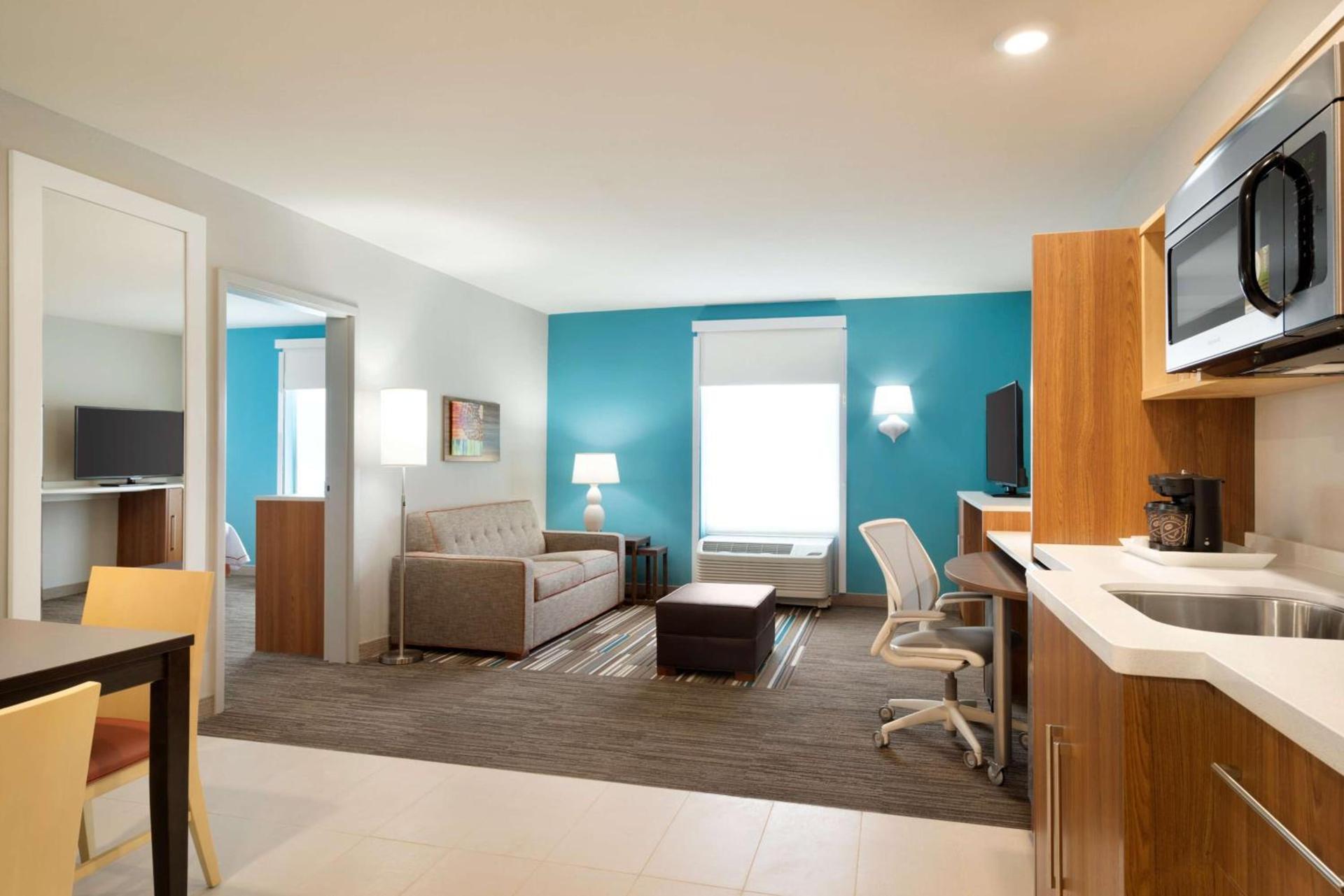 Home2 Suites by Hilton Roanoke photo 29