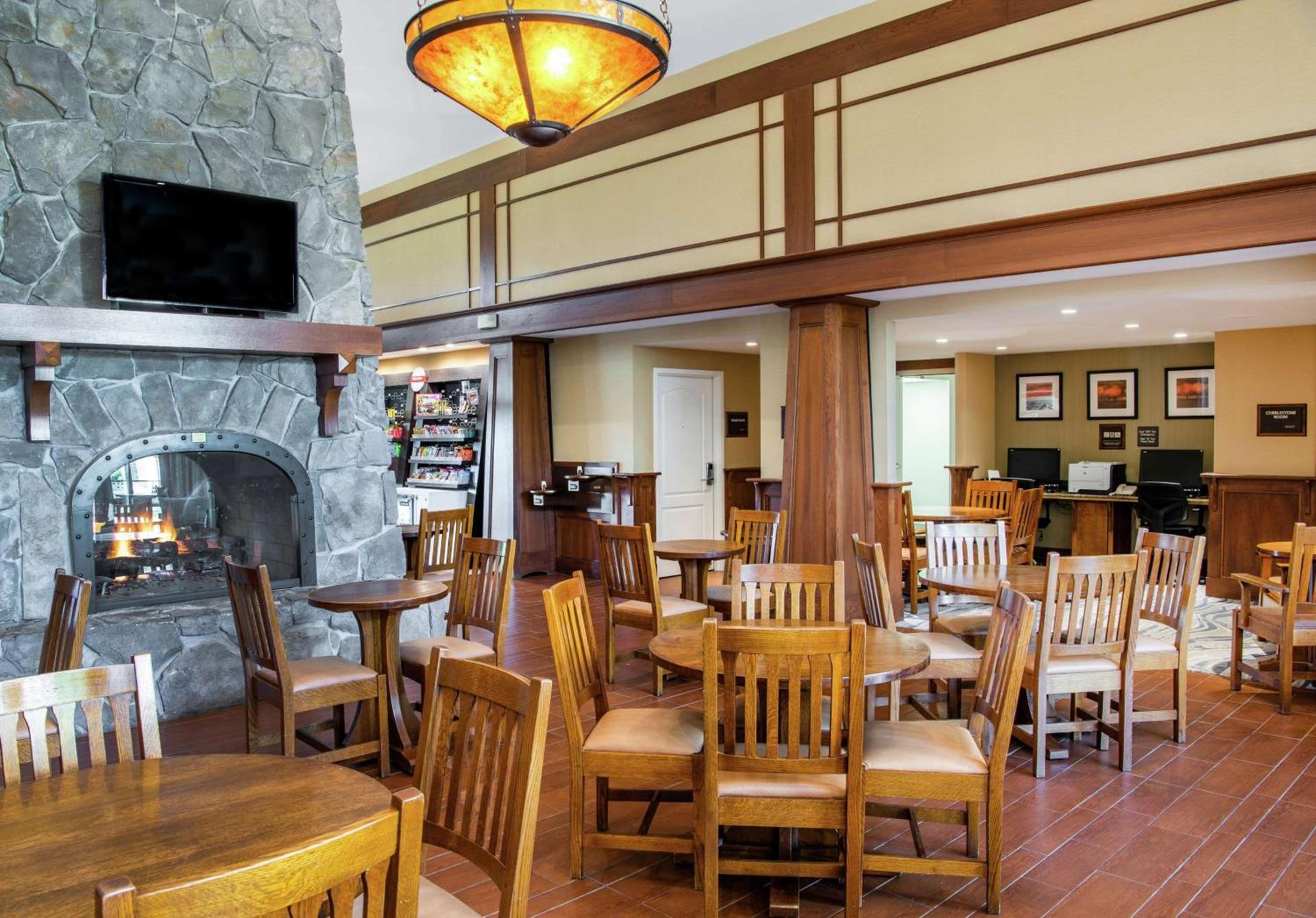 Hampton Inn & Suites Rochester/Victor photo 13