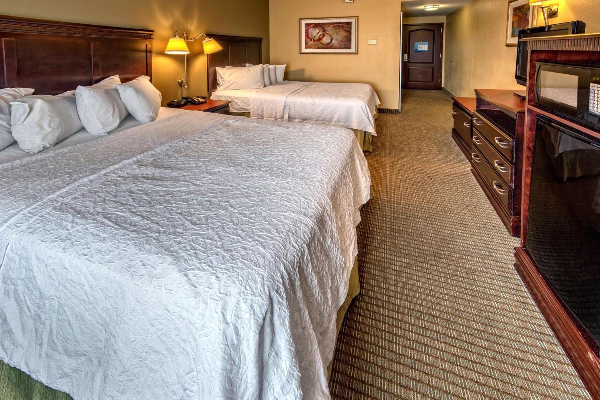 Hampton Inn Rochester - Irondequoit photo 14