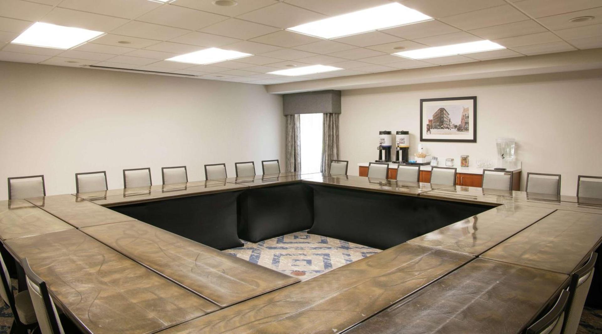 Hampton Inn & Suites Rochester/Victor photo 49