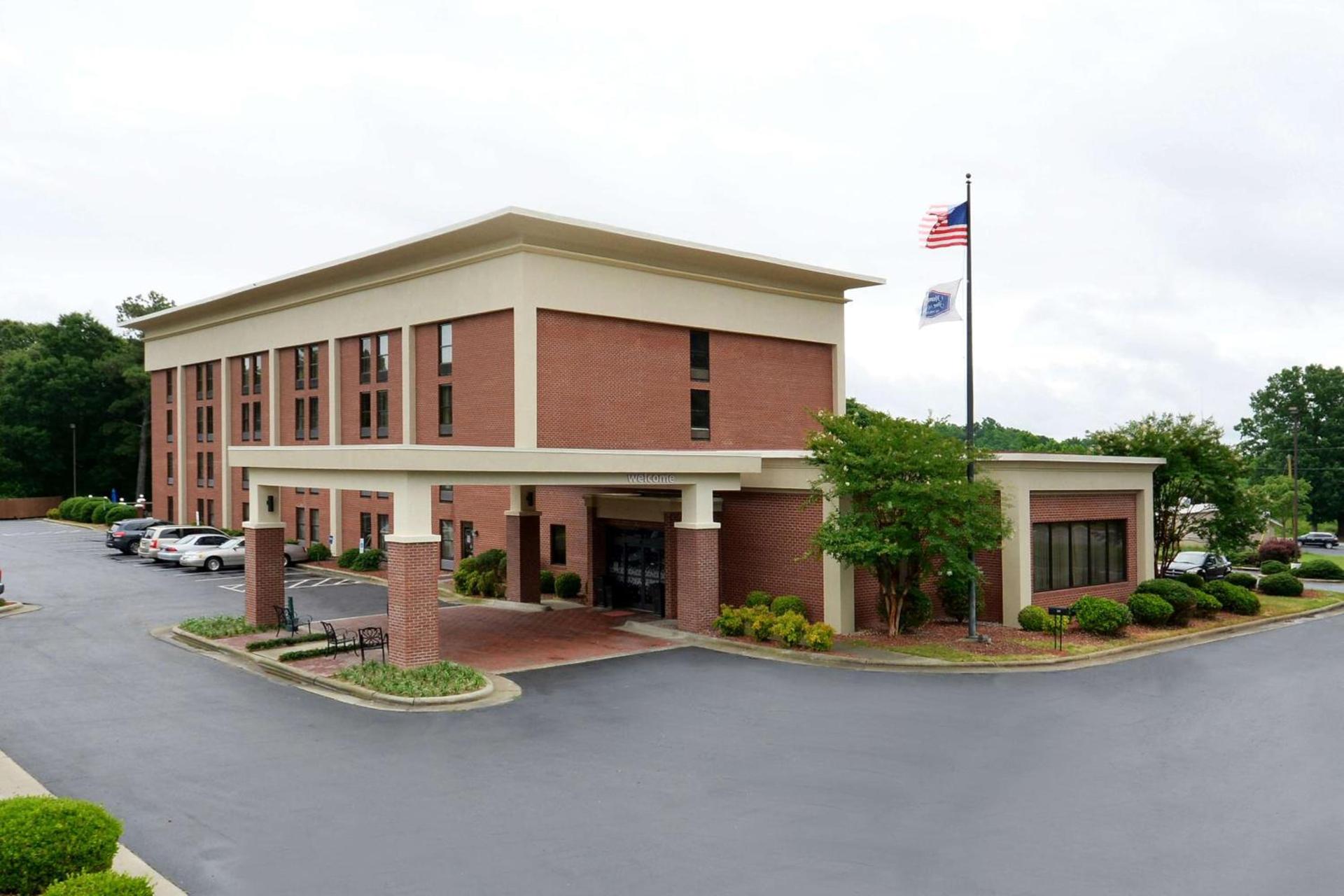 Hampton Inn Roxboro photo 2
