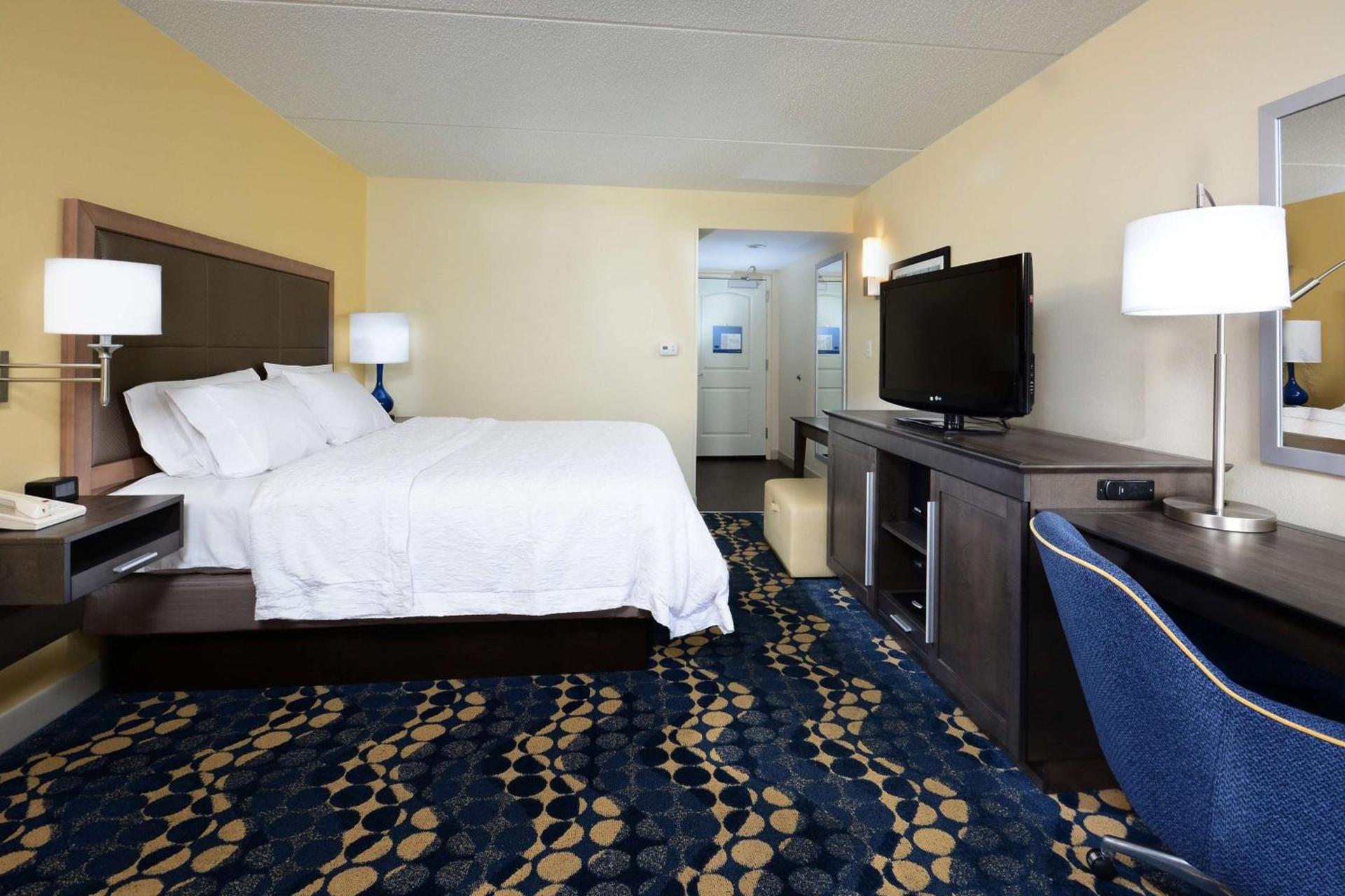 Hampton Inn Roxboro photo 12
