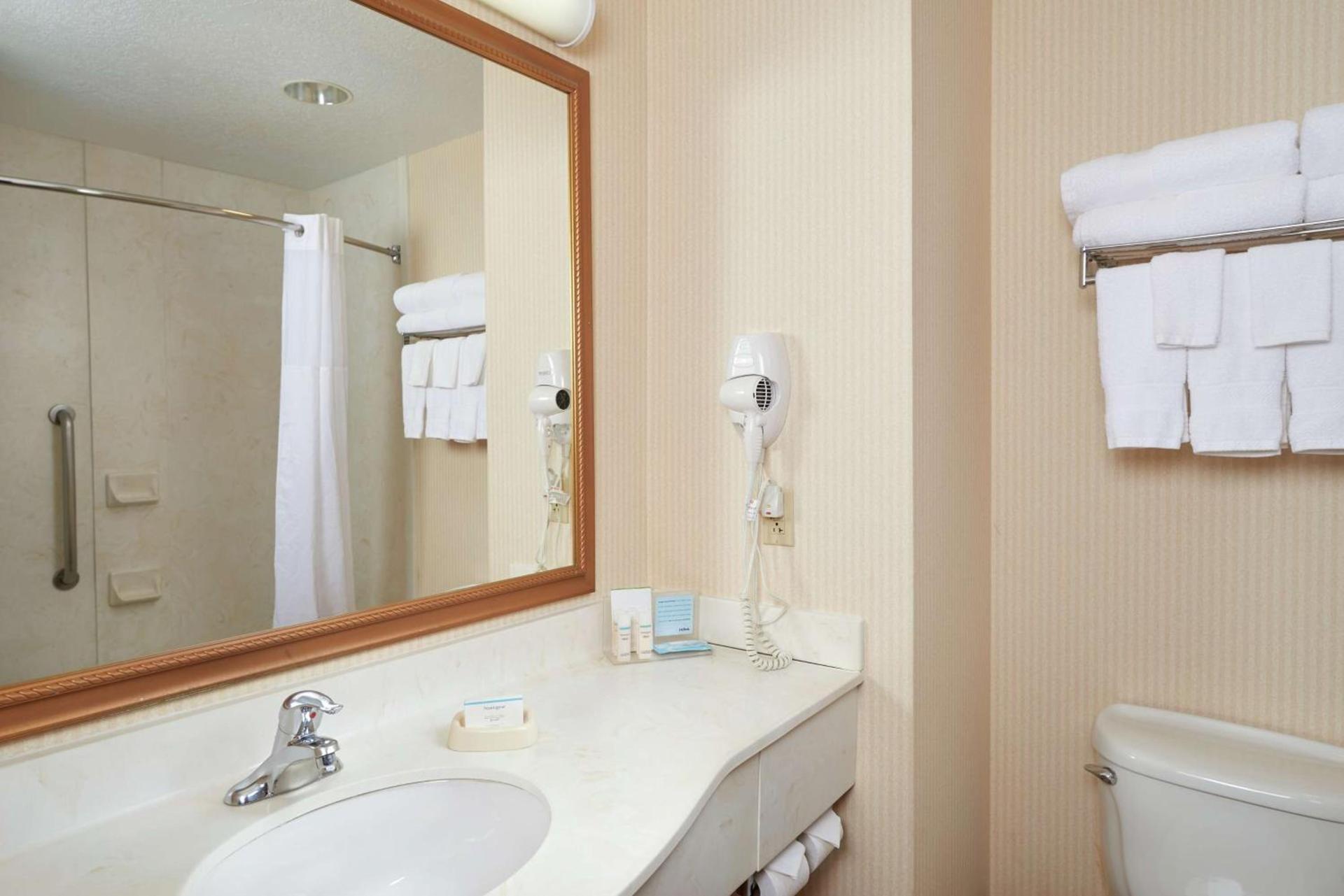 Hampton Inn & Suites Roswell photo 23