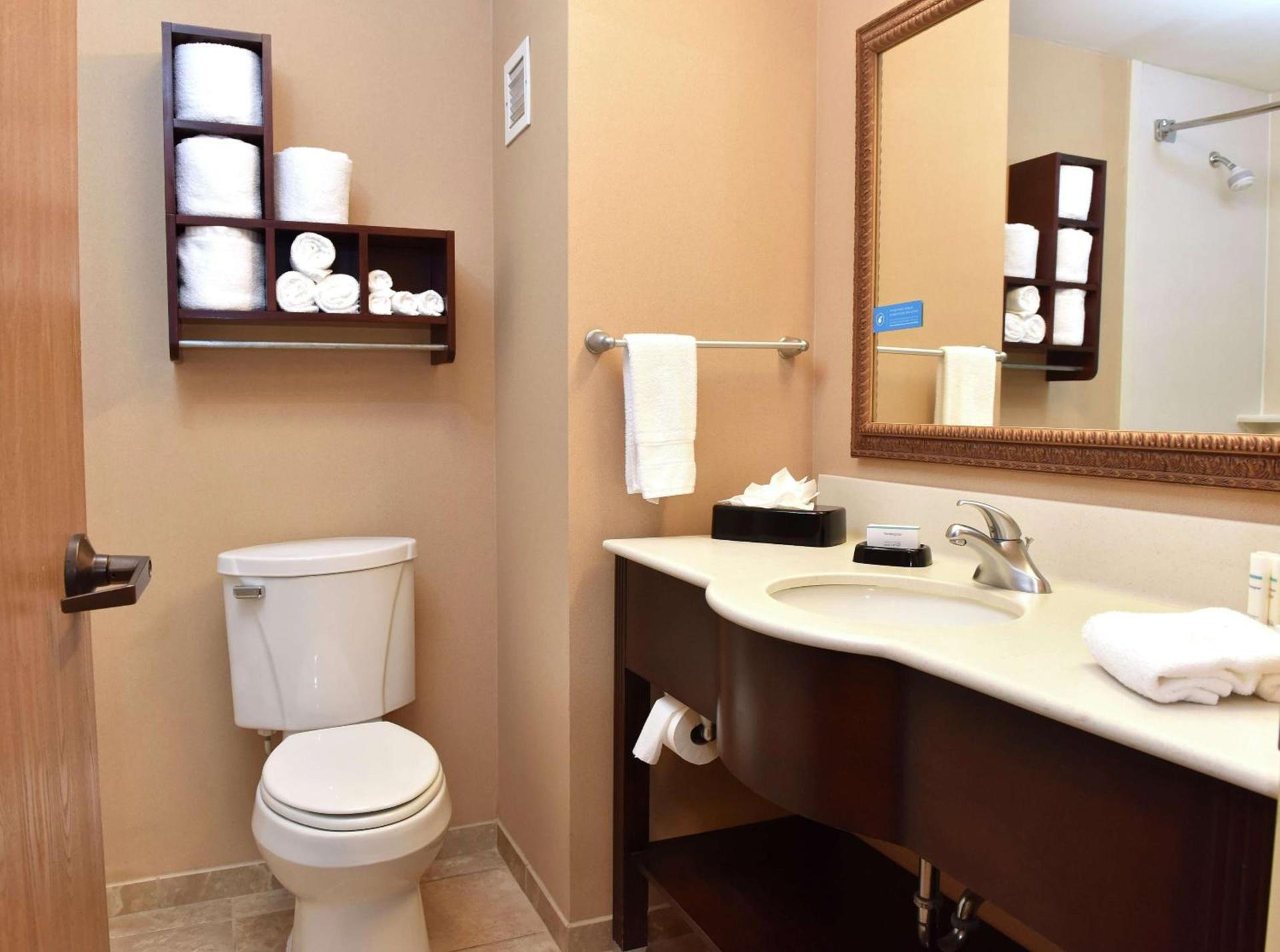 Hampton Inn Ruston photo 16