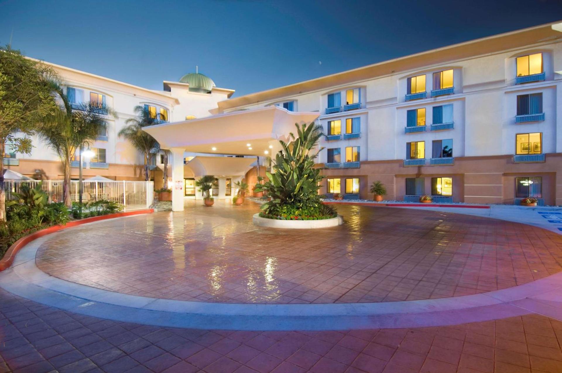 Hampton Inn San Diego/Del Mar photo 1