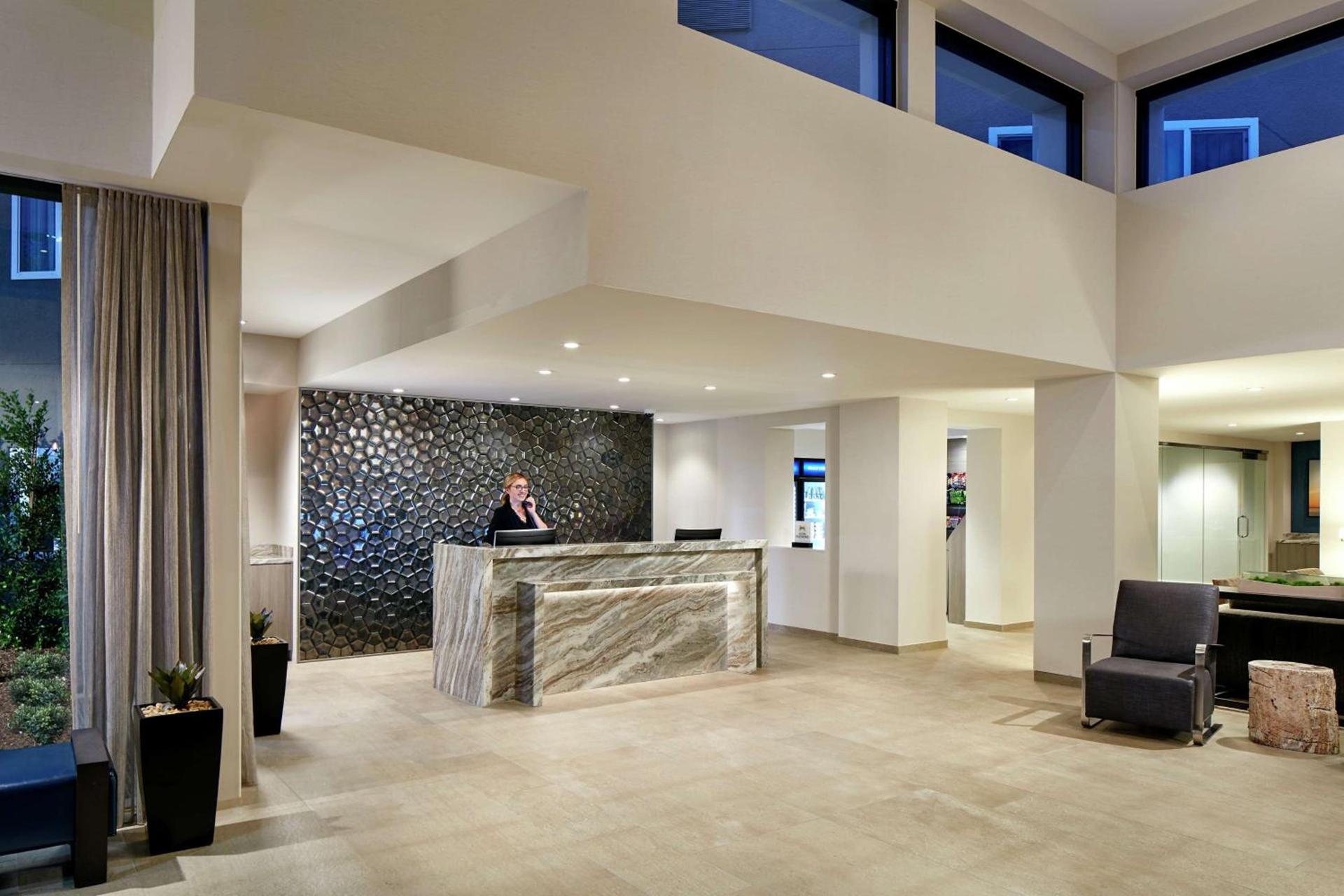 Hilton Garden Inn San Diego Mission Valley/Stadium photo 4