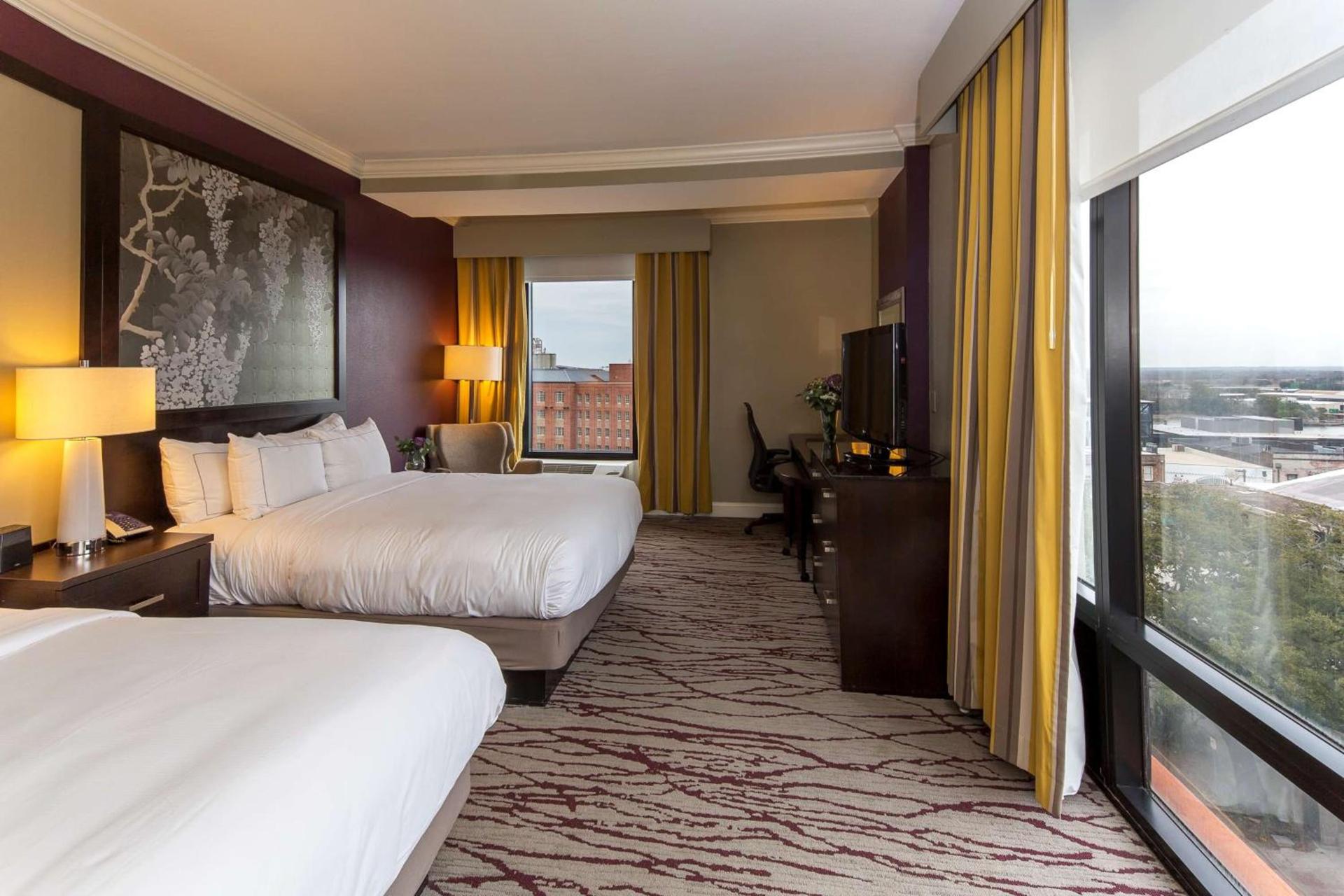 DoubleTree by Hilton Historic Savannah photo 12