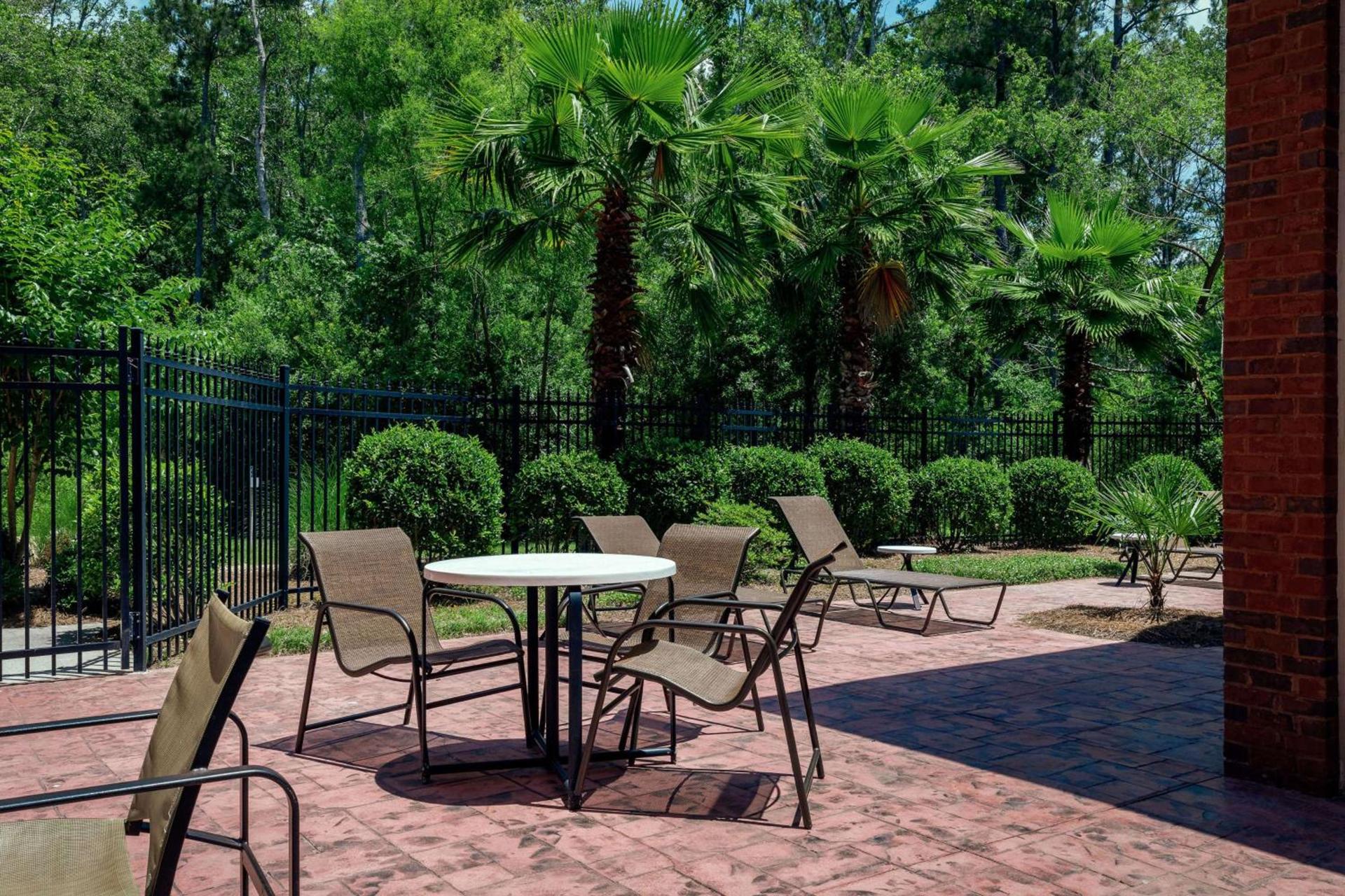 DoubleTree by Hilton Hotel Savannah Airport photo 4