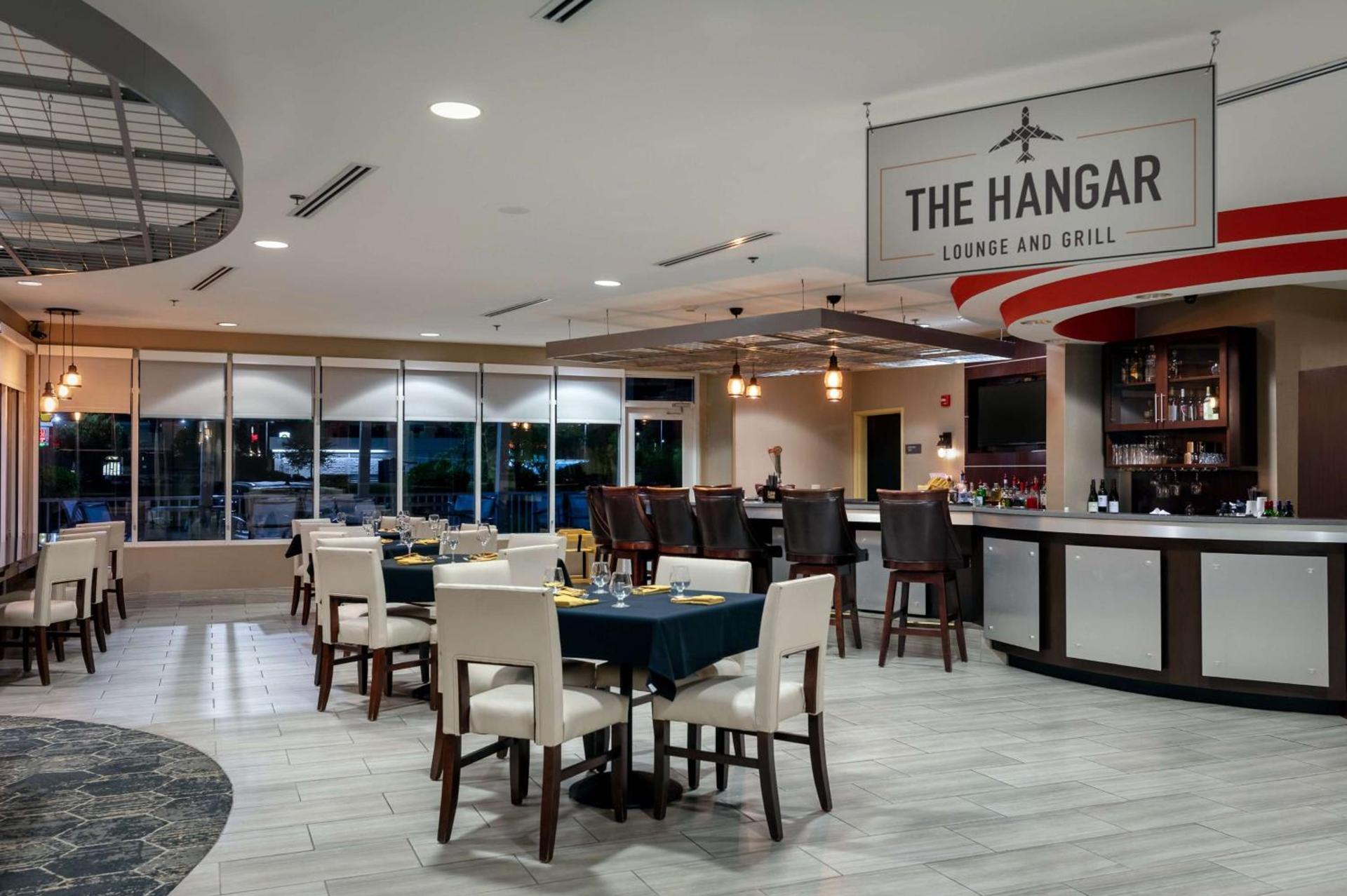 DoubleTree by Hilton Hotel Savannah Airport photo 11