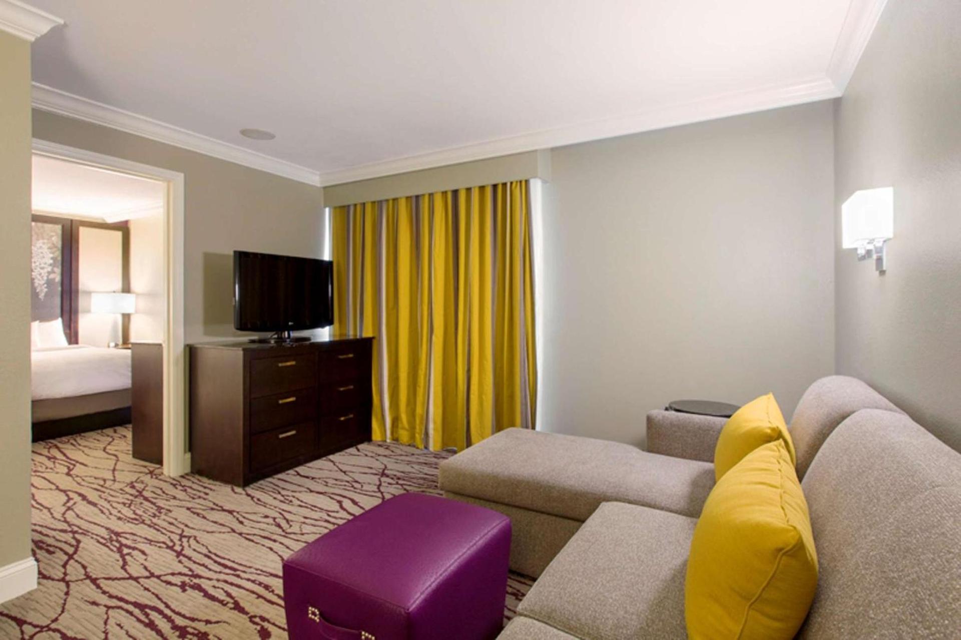 DoubleTree by Hilton Historic Savannah photo 24