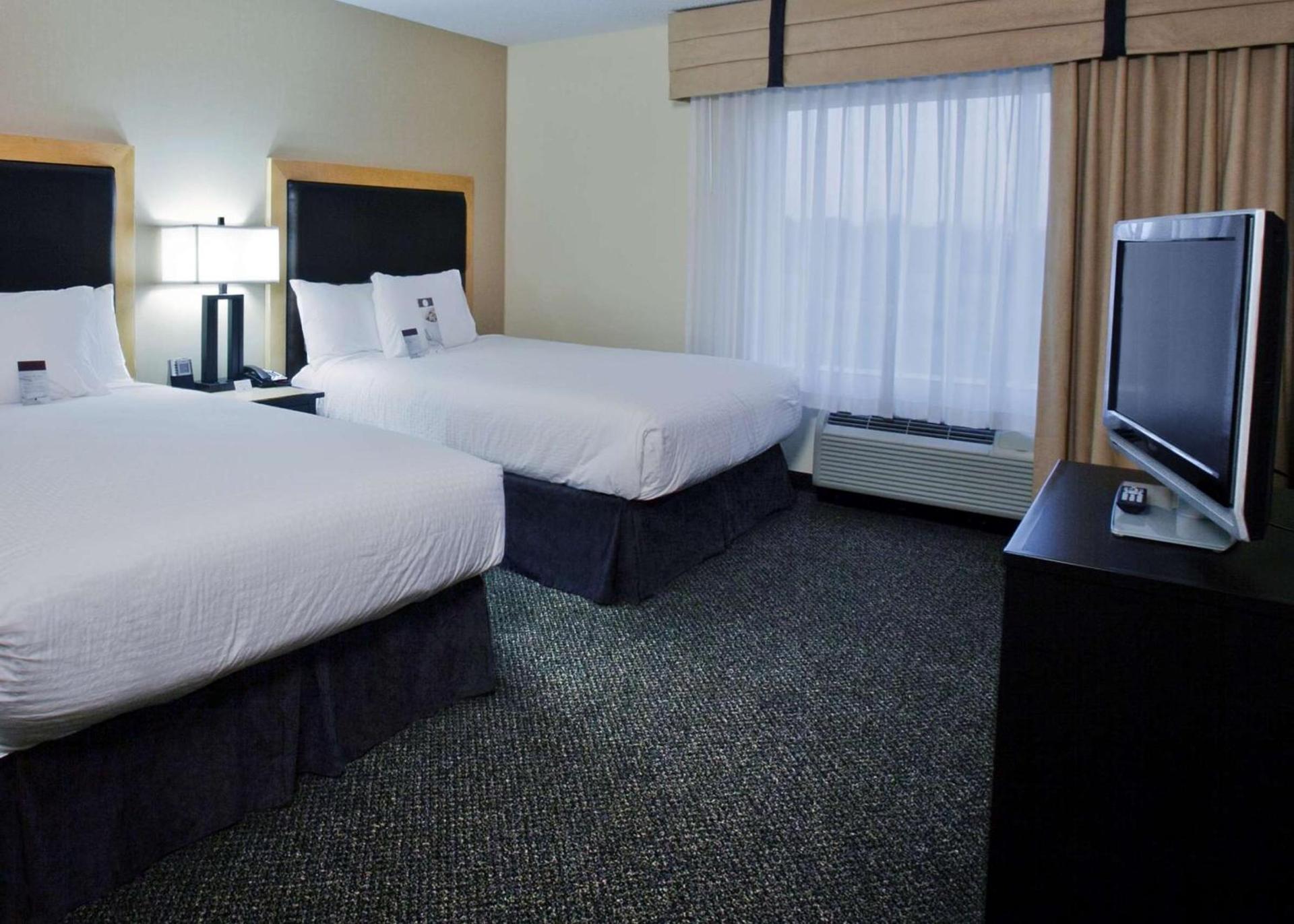 DoubleTree by Hilton Hotel Savannah Airport photo 27