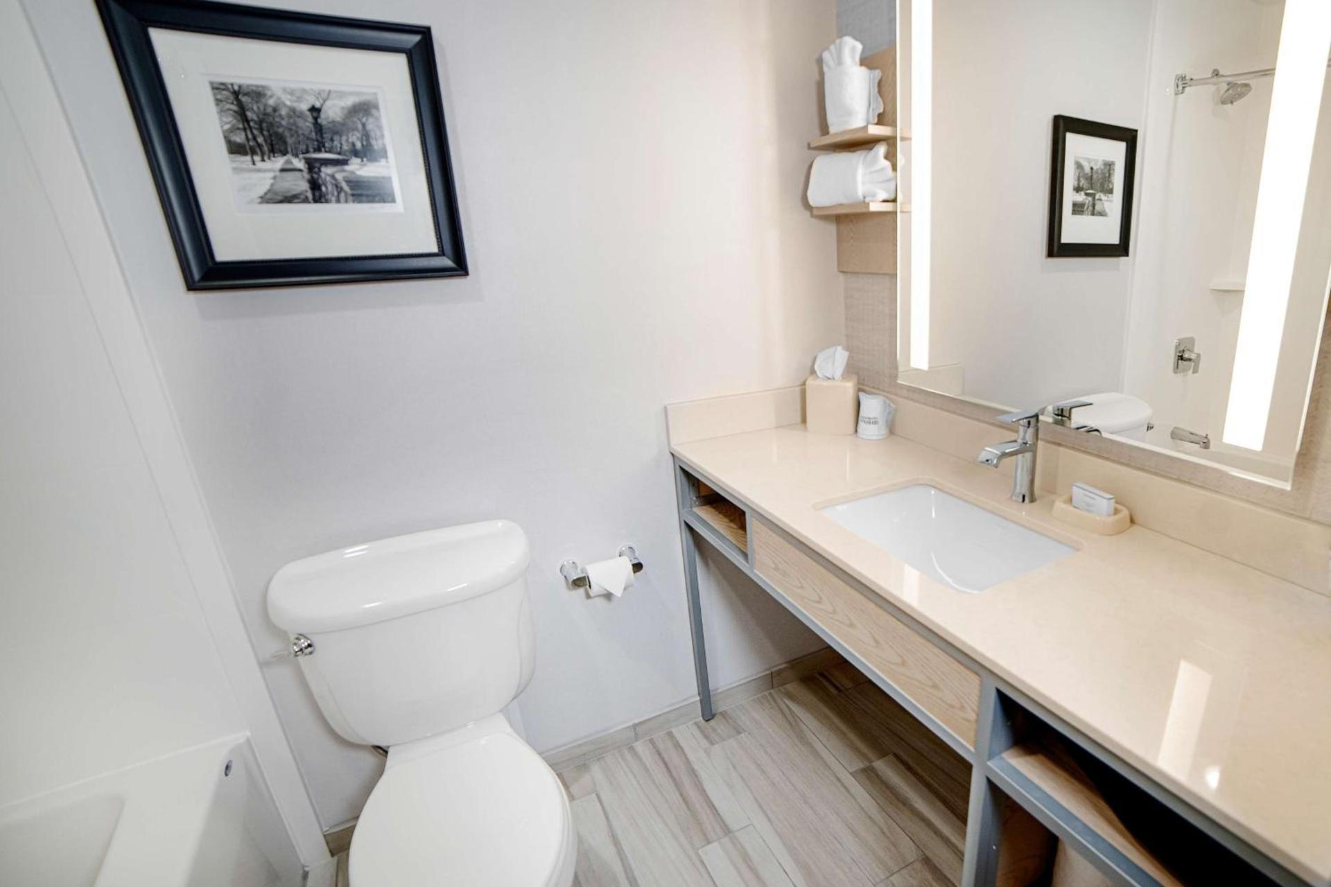 Hilton Garden Inn South Bend photo 33