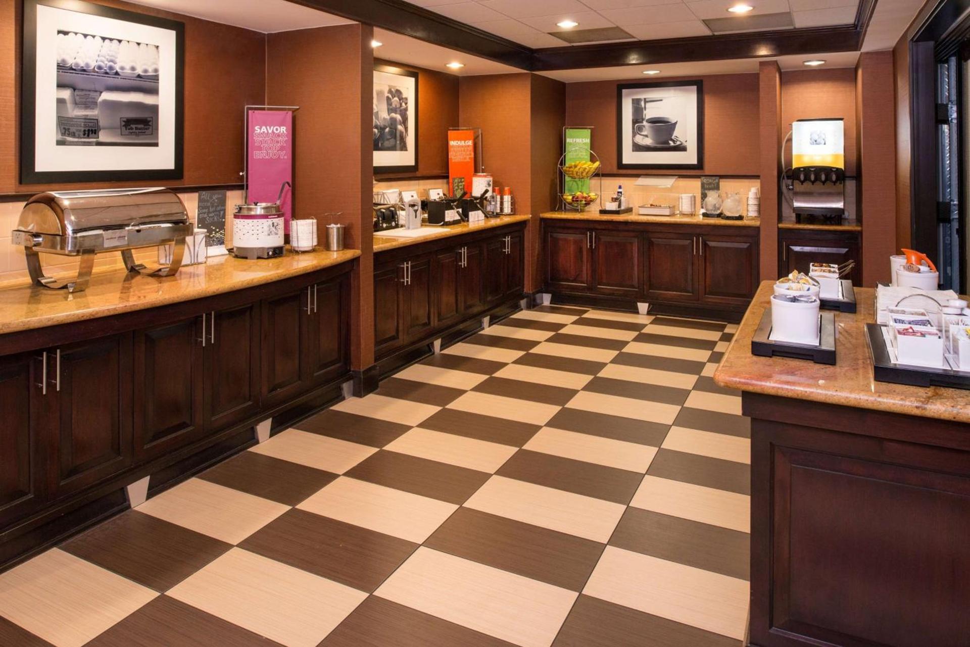 Hampton Inn and Suites Schertz photo 12