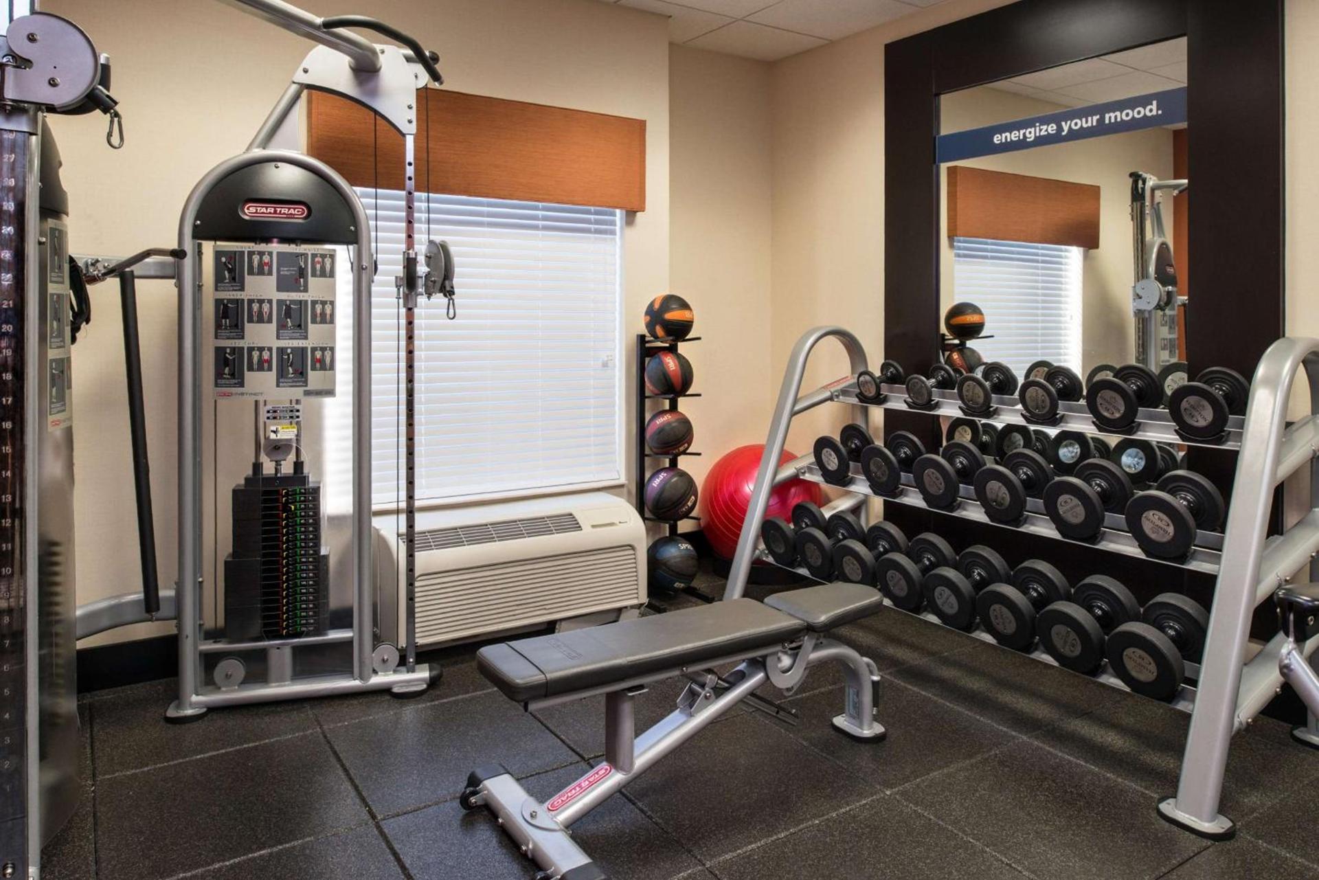 Hampton Inn and Suites Schertz photo 15