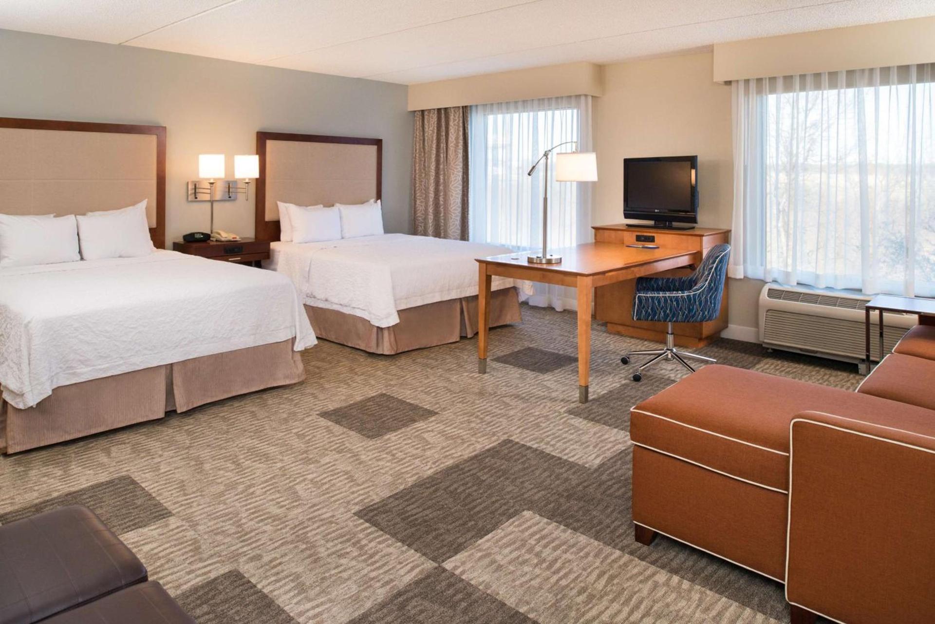 Hampton Inn and Suites Schertz photo 24