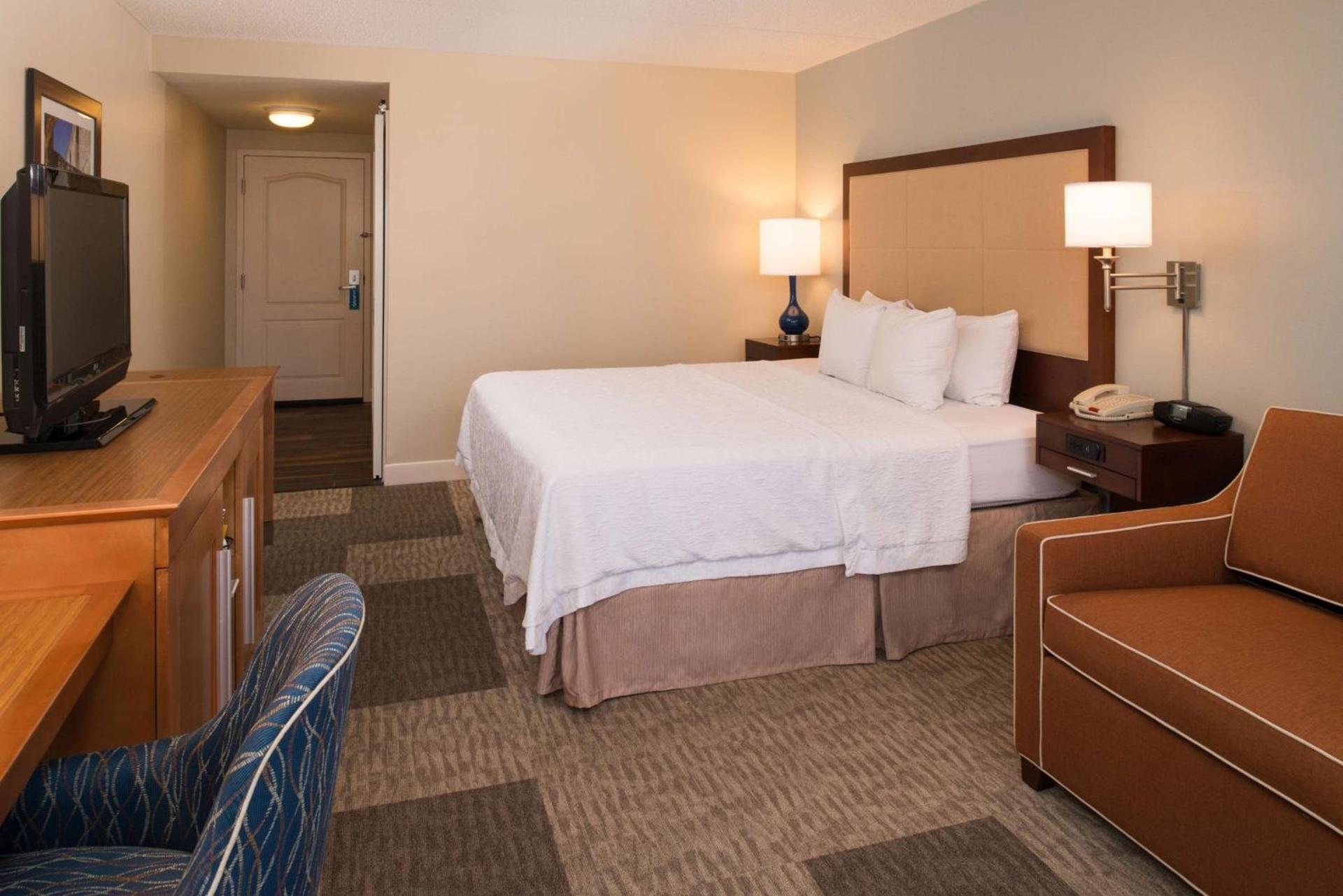 Hampton Inn and Suites Schertz photo 29
