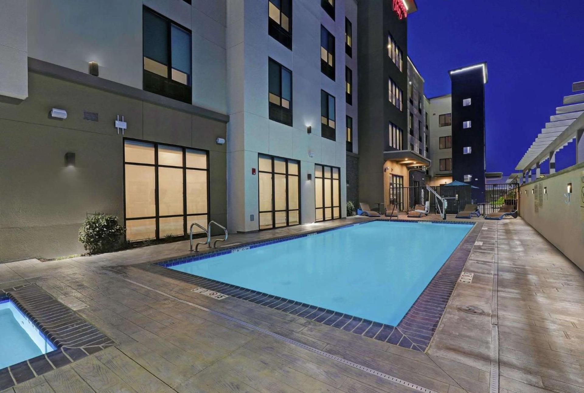 Hampton Inn Patterson, Ca photo 11