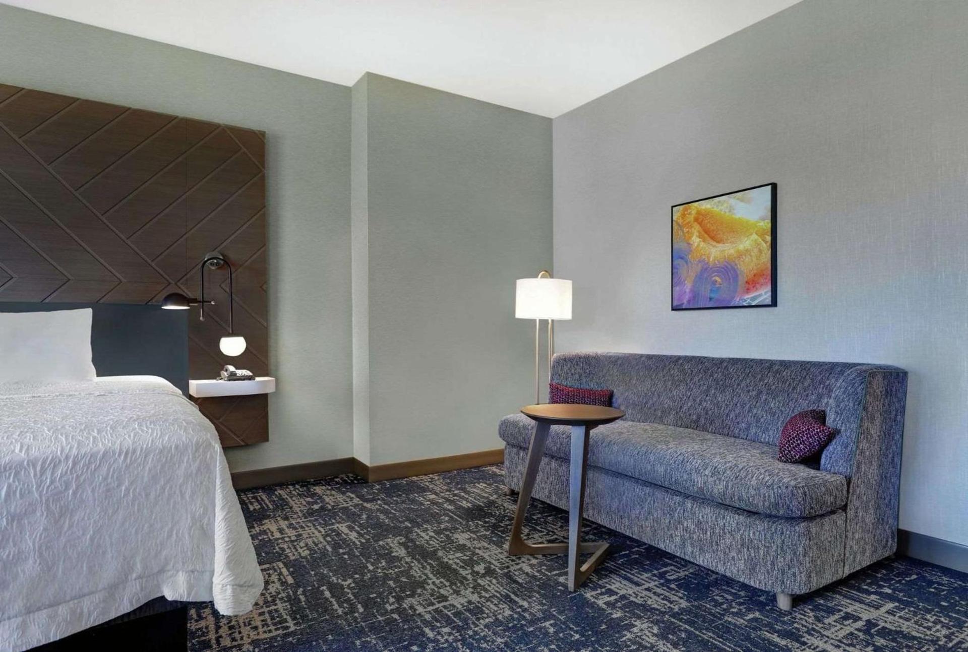 Hampton Inn Patterson, Ca photo 25