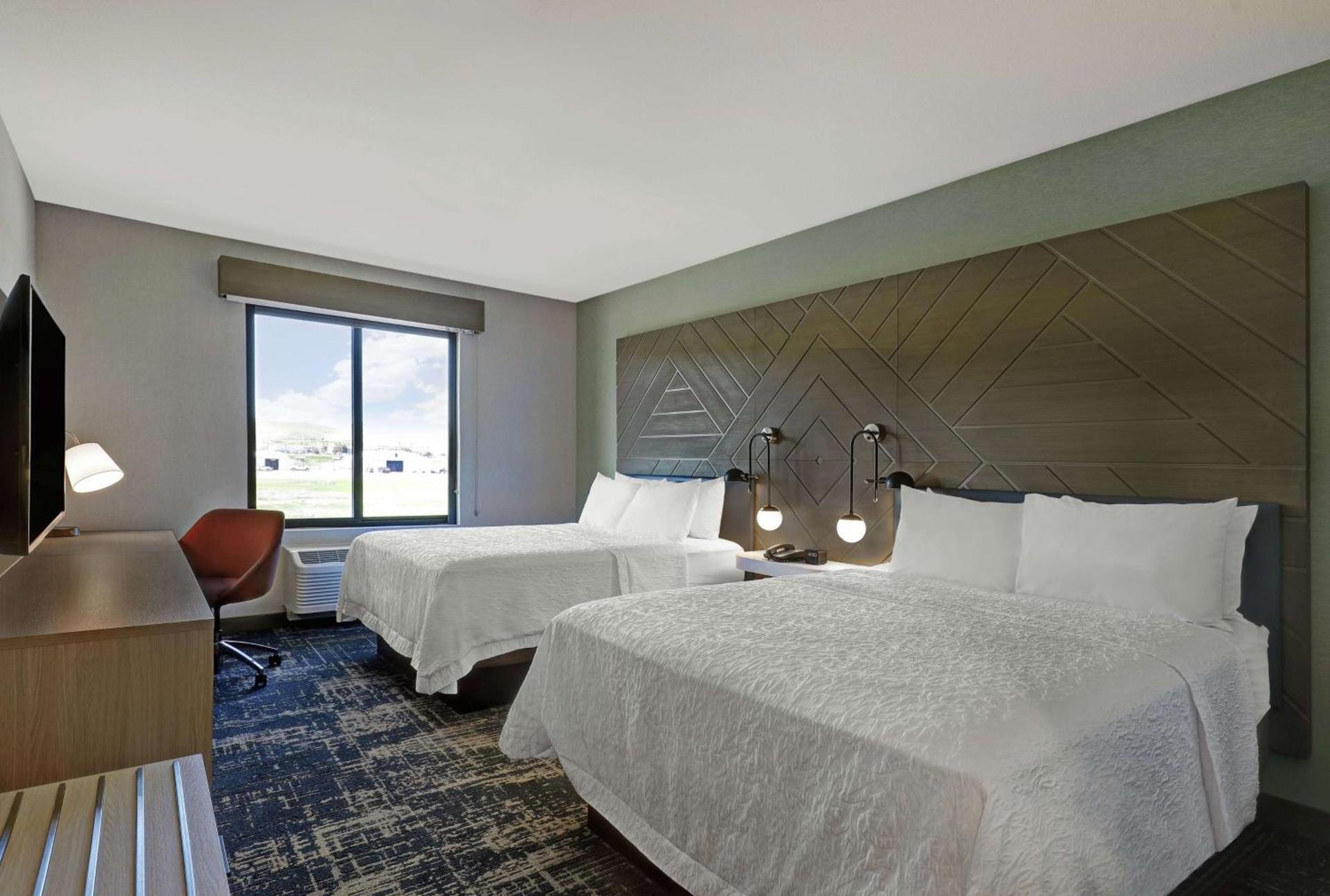 Hampton Inn Patterson, Ca photo 27