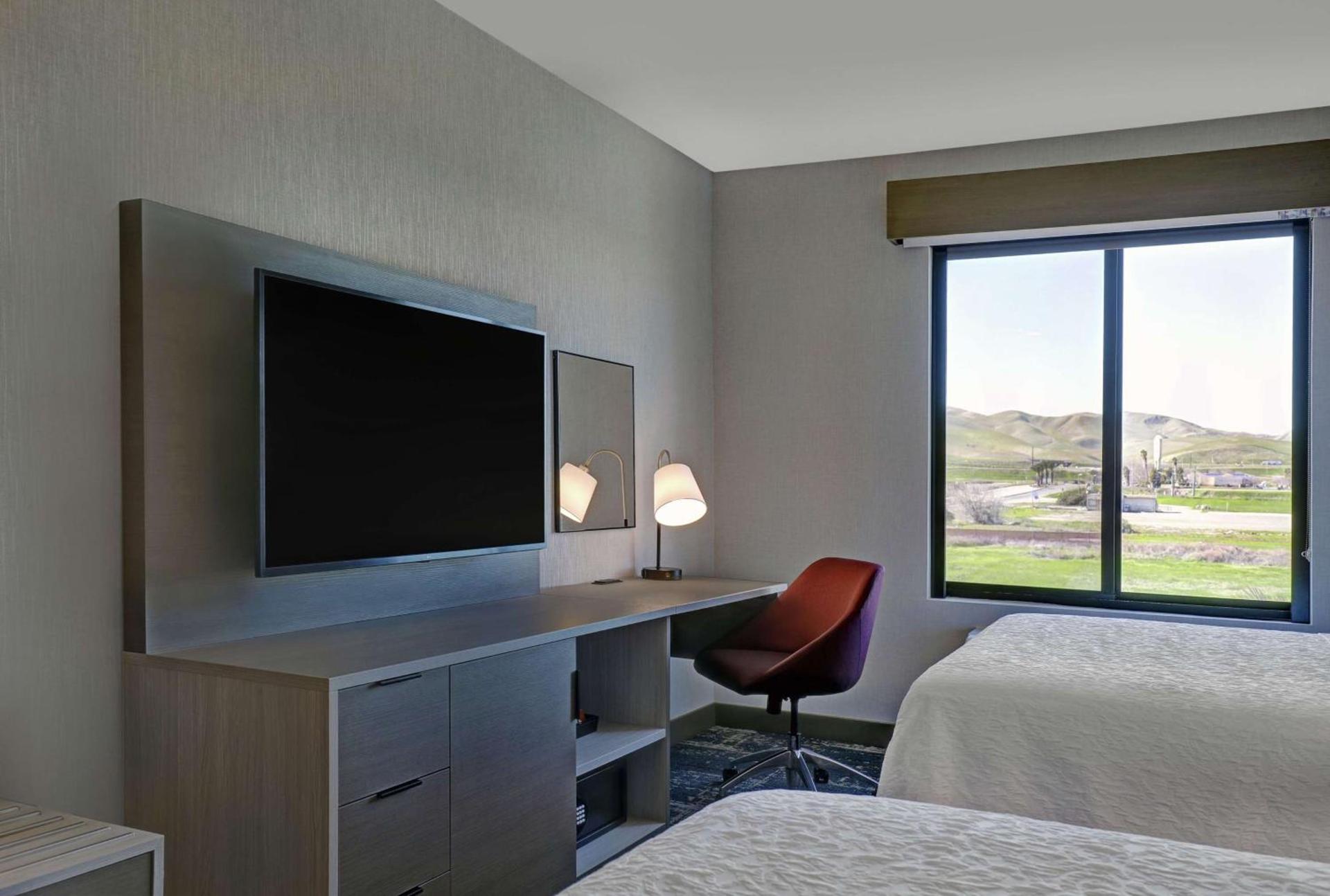 Hampton Inn Patterson, Ca photo 40