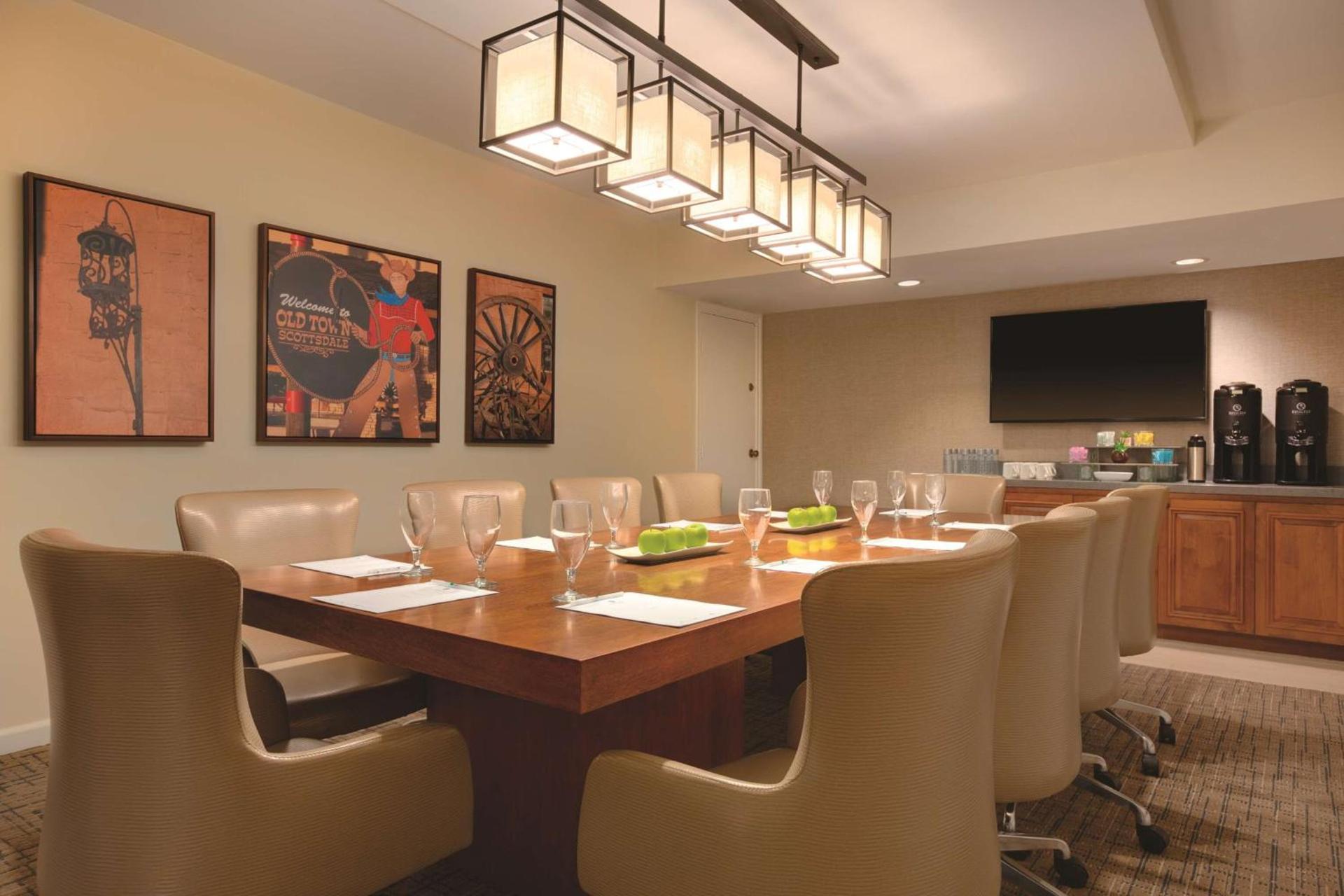 Embassy Suites by Hilton Scottsdale Resort photo 39