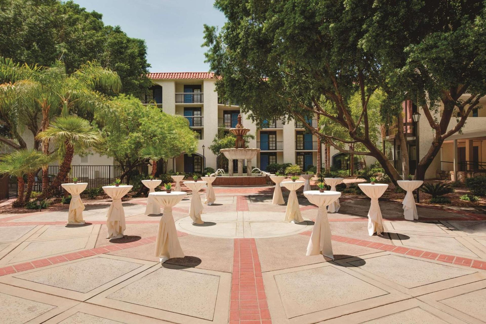 Embassy Suites by Hilton Scottsdale Resort photo 43