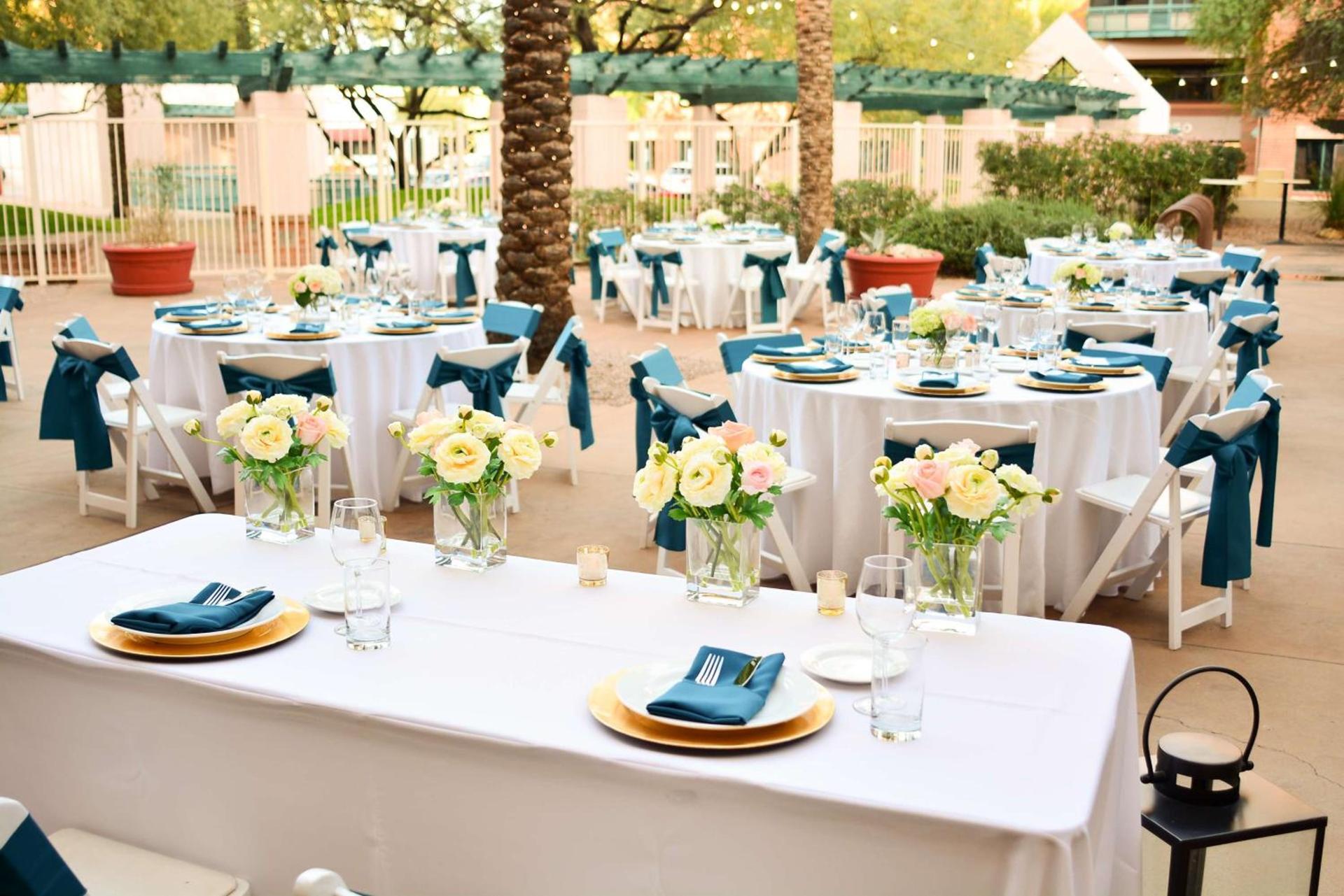 Hilton Garden Inn Scottsdale Old Town photo 3