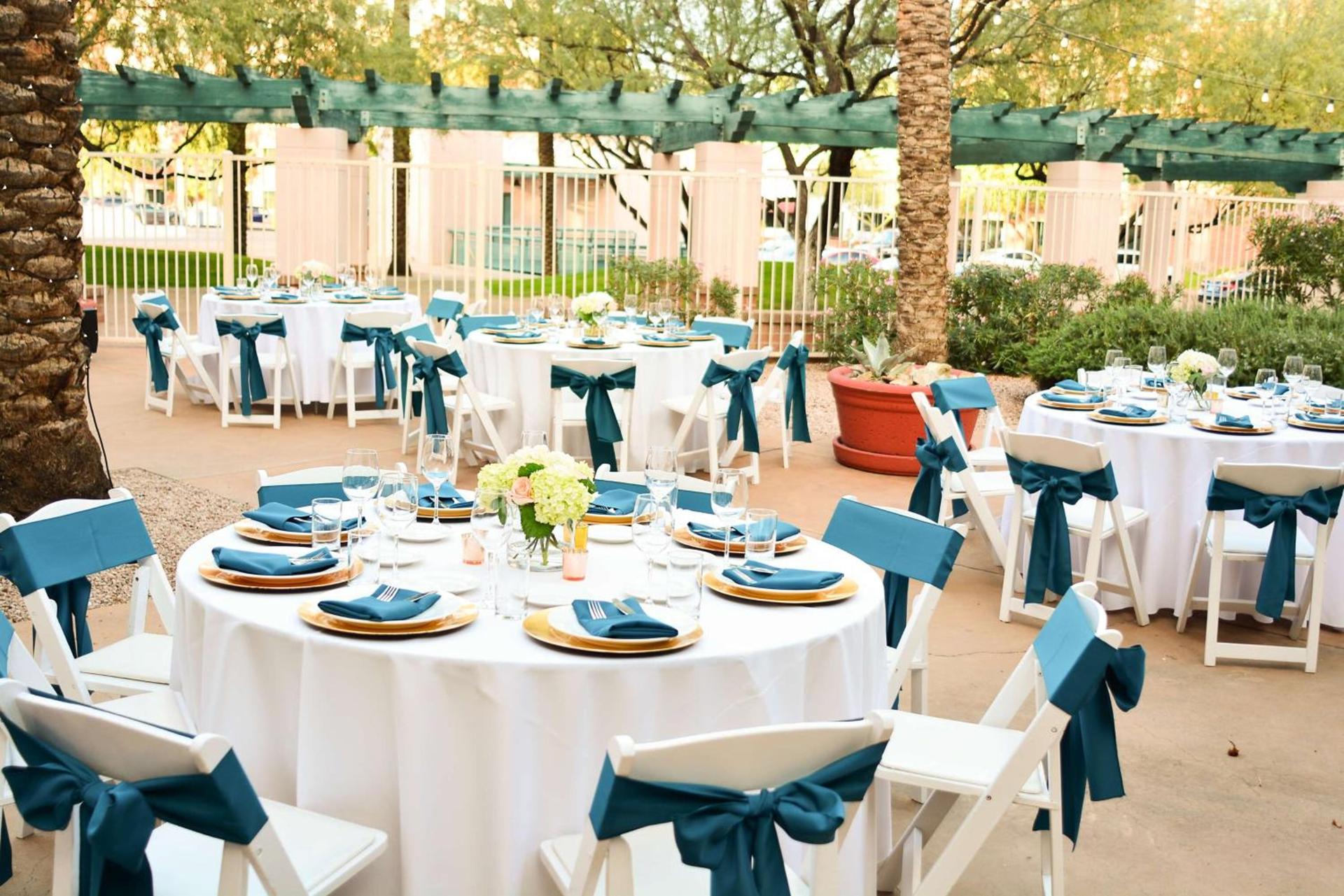 Hilton Garden Inn Scottsdale Old Town photo 4