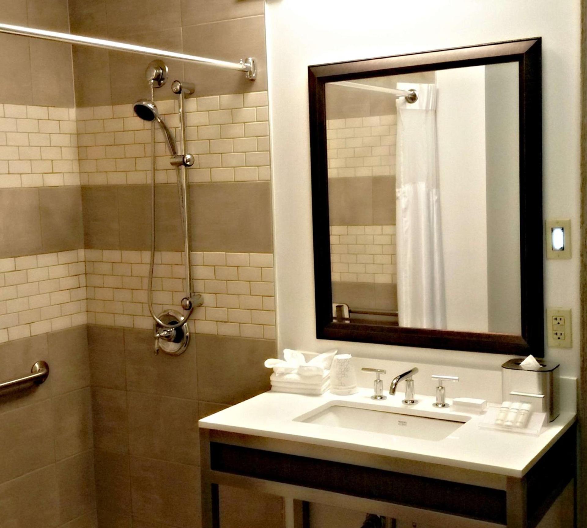 Hilton Garden Inn Scottsdale Old Town photo 44