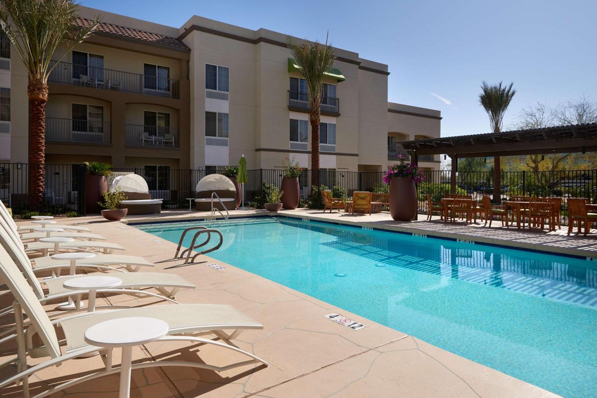 Hampton Inn & Suites Phoenix/Scottsdale photo 8