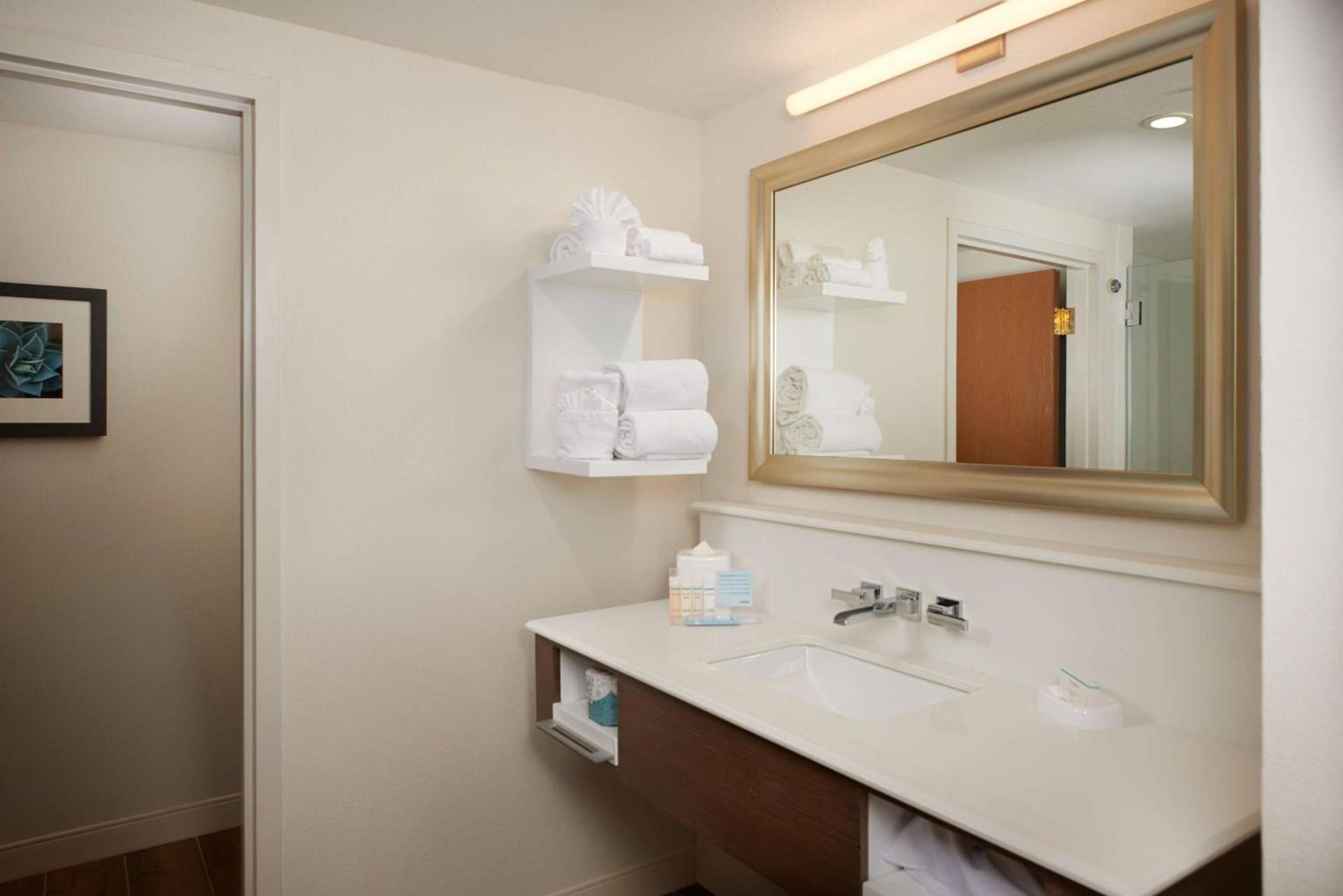 Hampton Inn & Suites Phoenix/Scottsdale photo 14