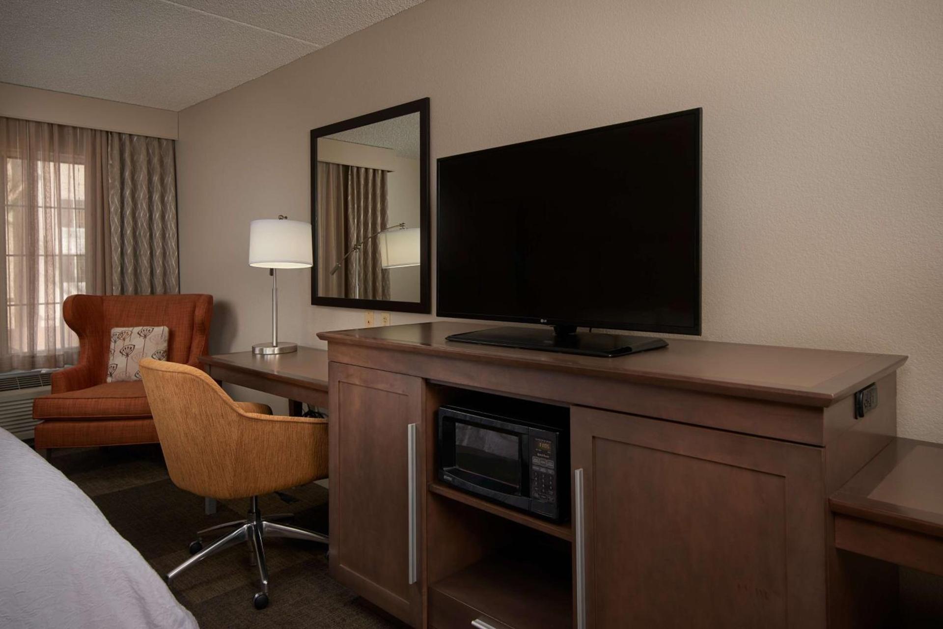 Hampton Inn & Suites Phoenix/Scottsdale photo 16