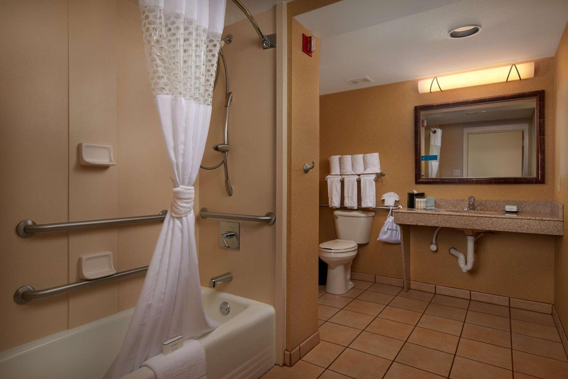 Hampton Inn & Suites Phoenix/Scottsdale photo 17