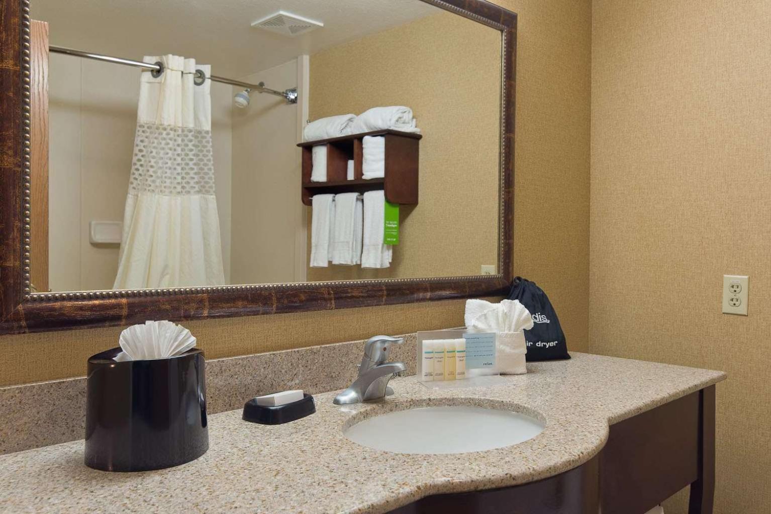 Hampton Inn & Suites Phoenix/Scottsdale photo 21