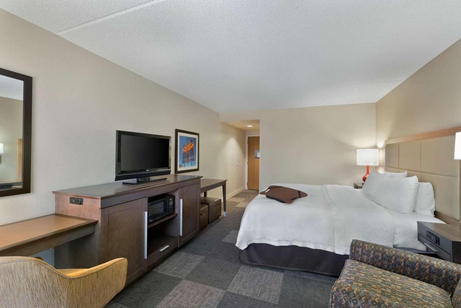Hampton Inn & Suites Phoenix/Scottsdale photo 22
