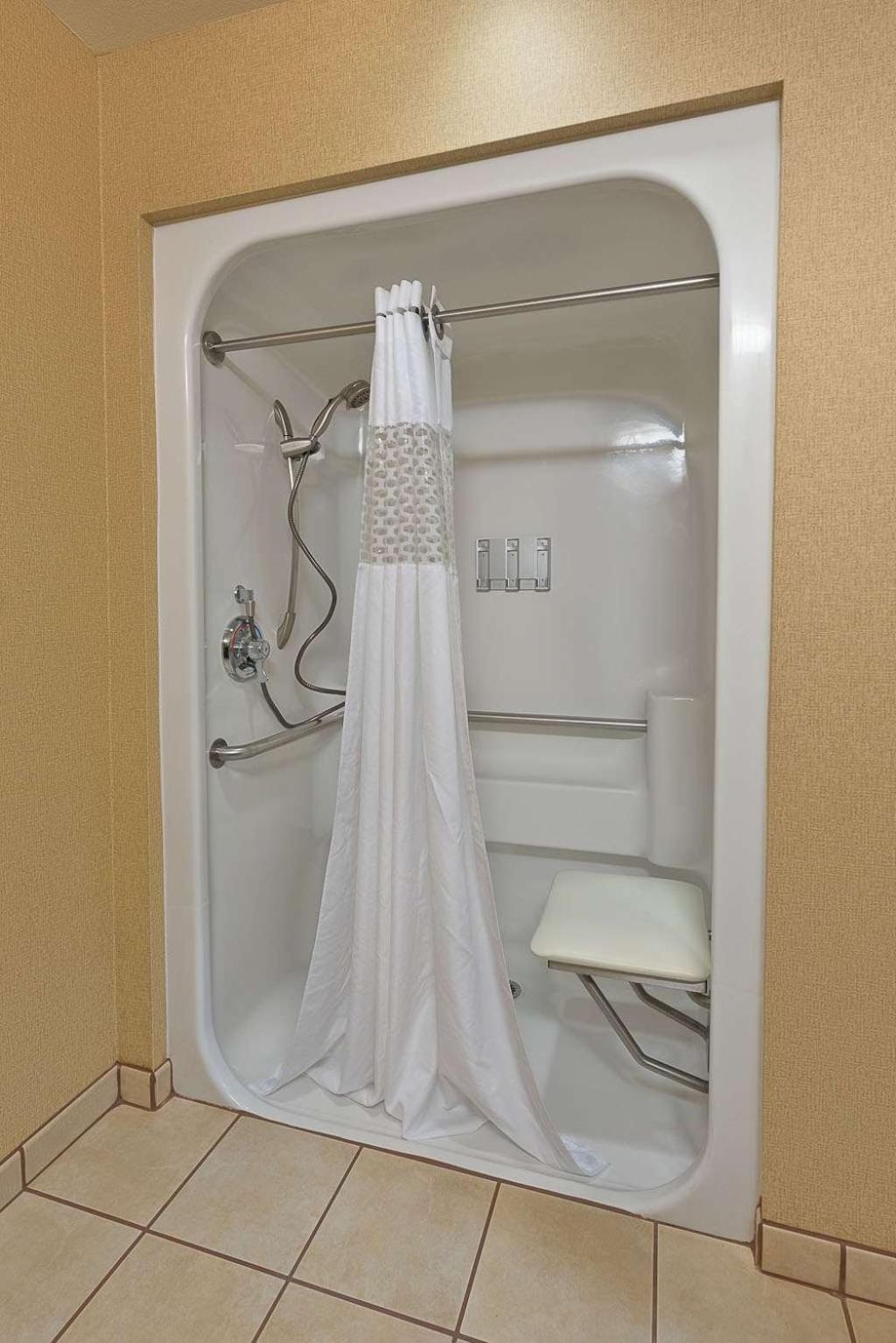 Hampton Inn & Suites Phoenix/Scottsdale photo 25