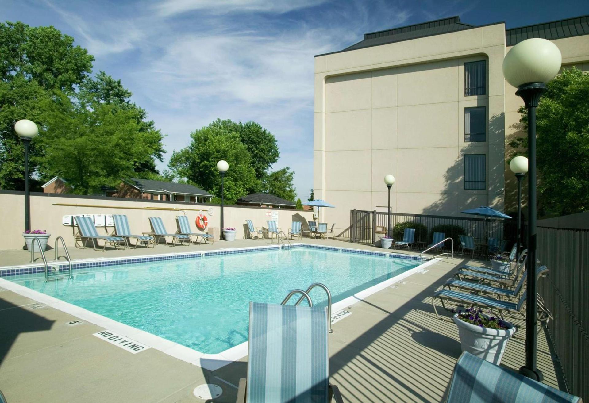 Hampton Inn Clarksville photo 7