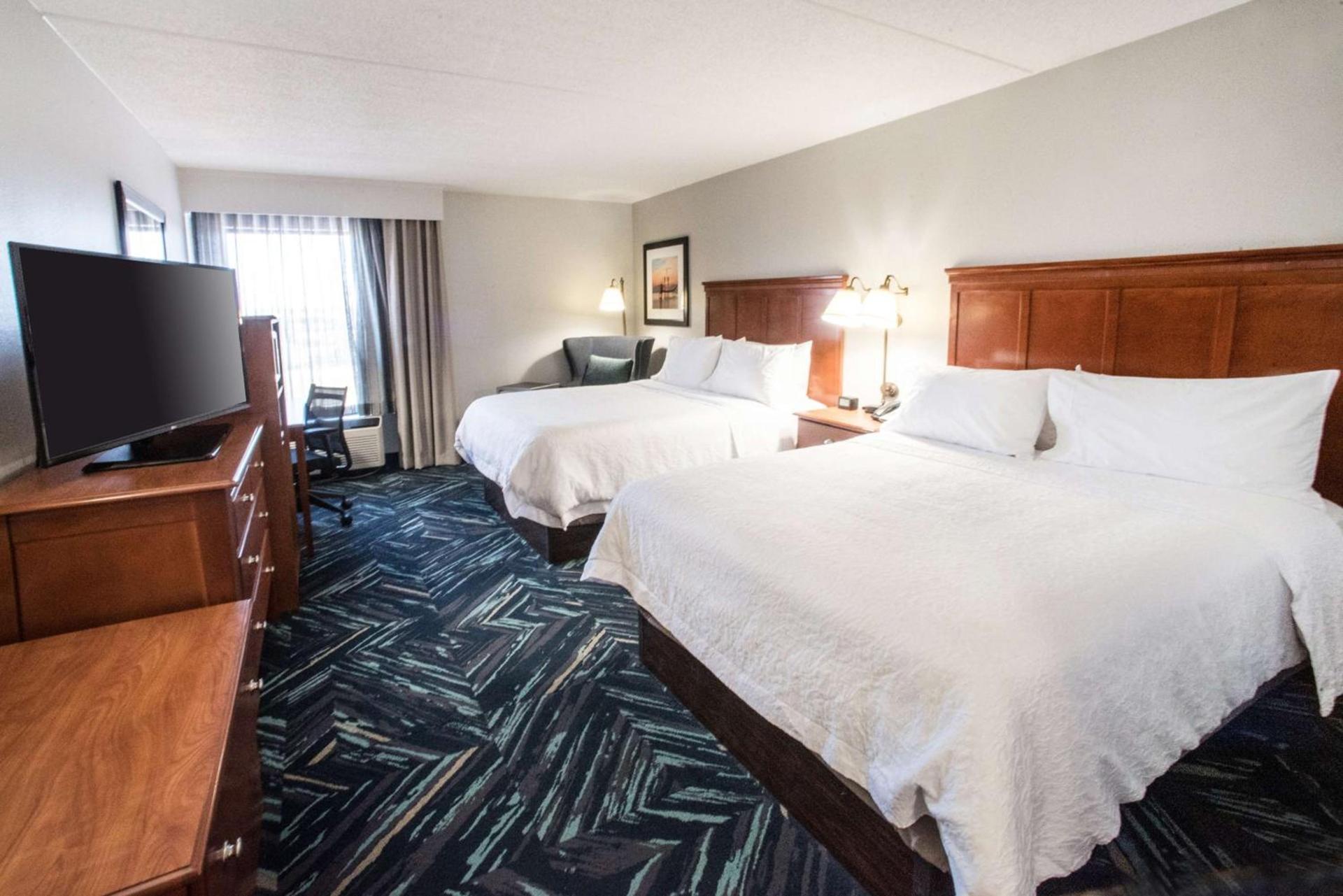 Hampton Inn Clarksville photo 31