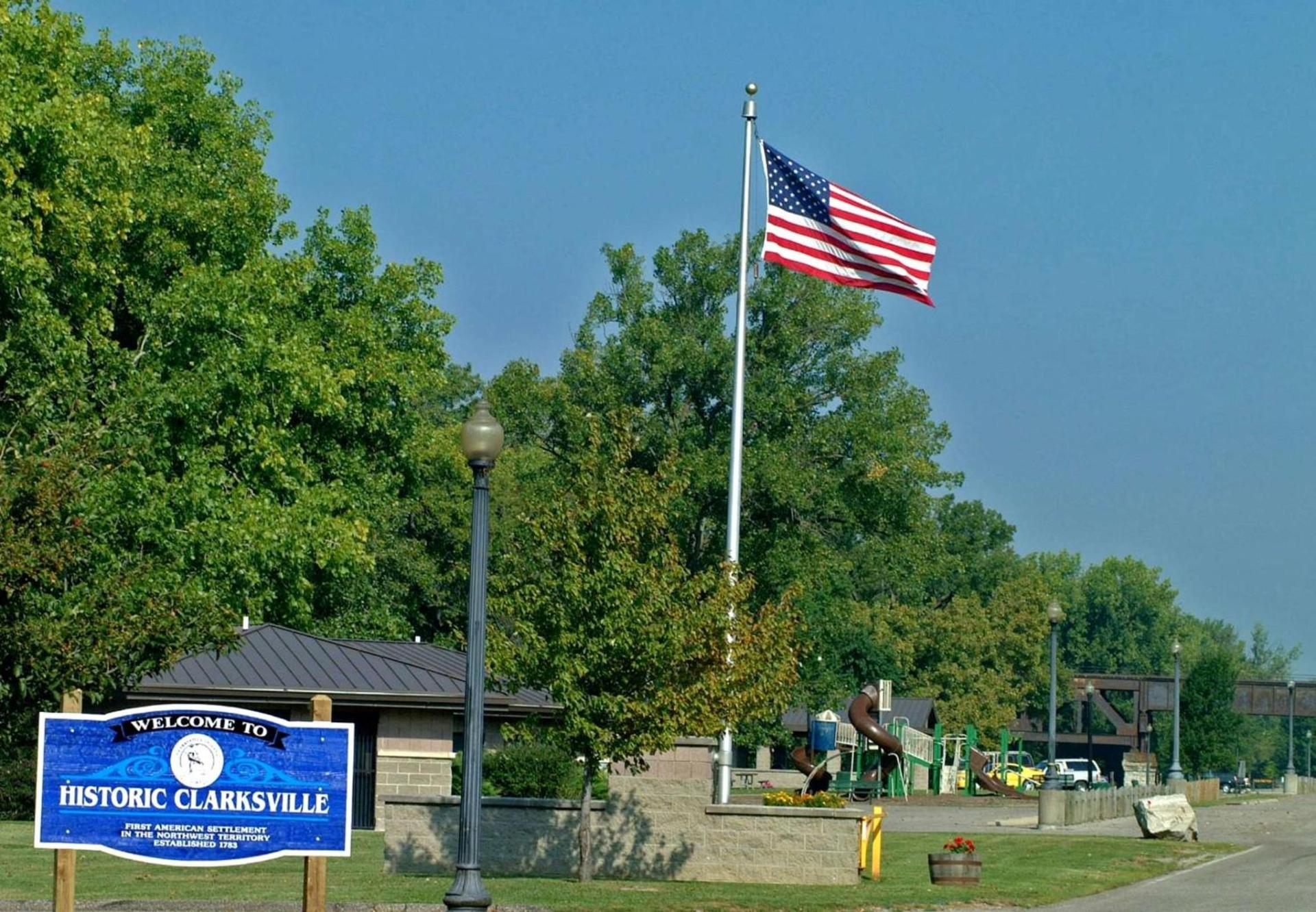 Hampton Inn Clarksville photo 48