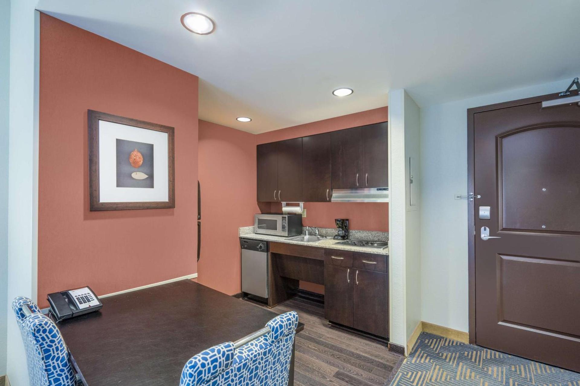 Homewood Suites by Hilton Louisville-East photo 35