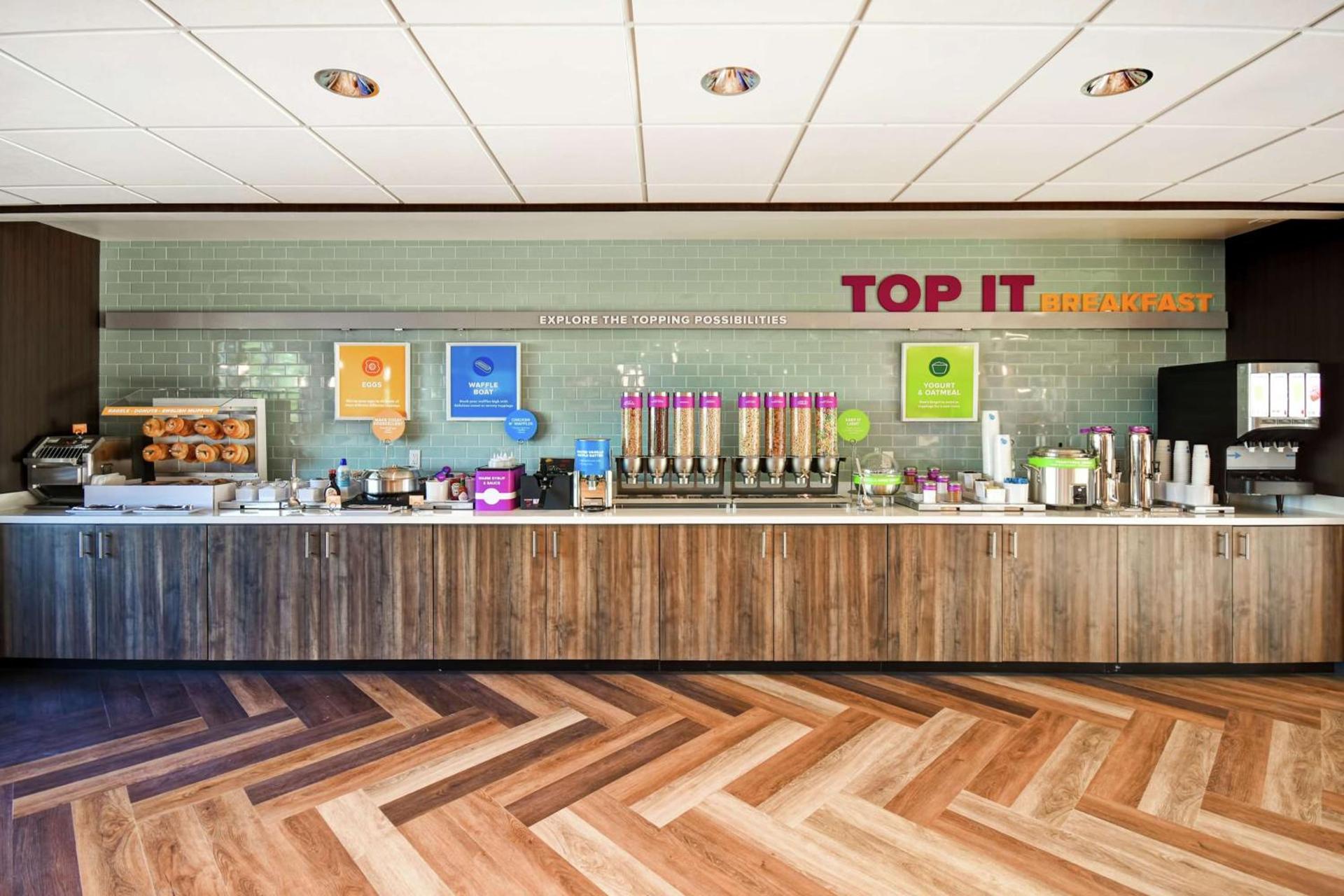 Tru By Hilton Louisville Airport photo 13
